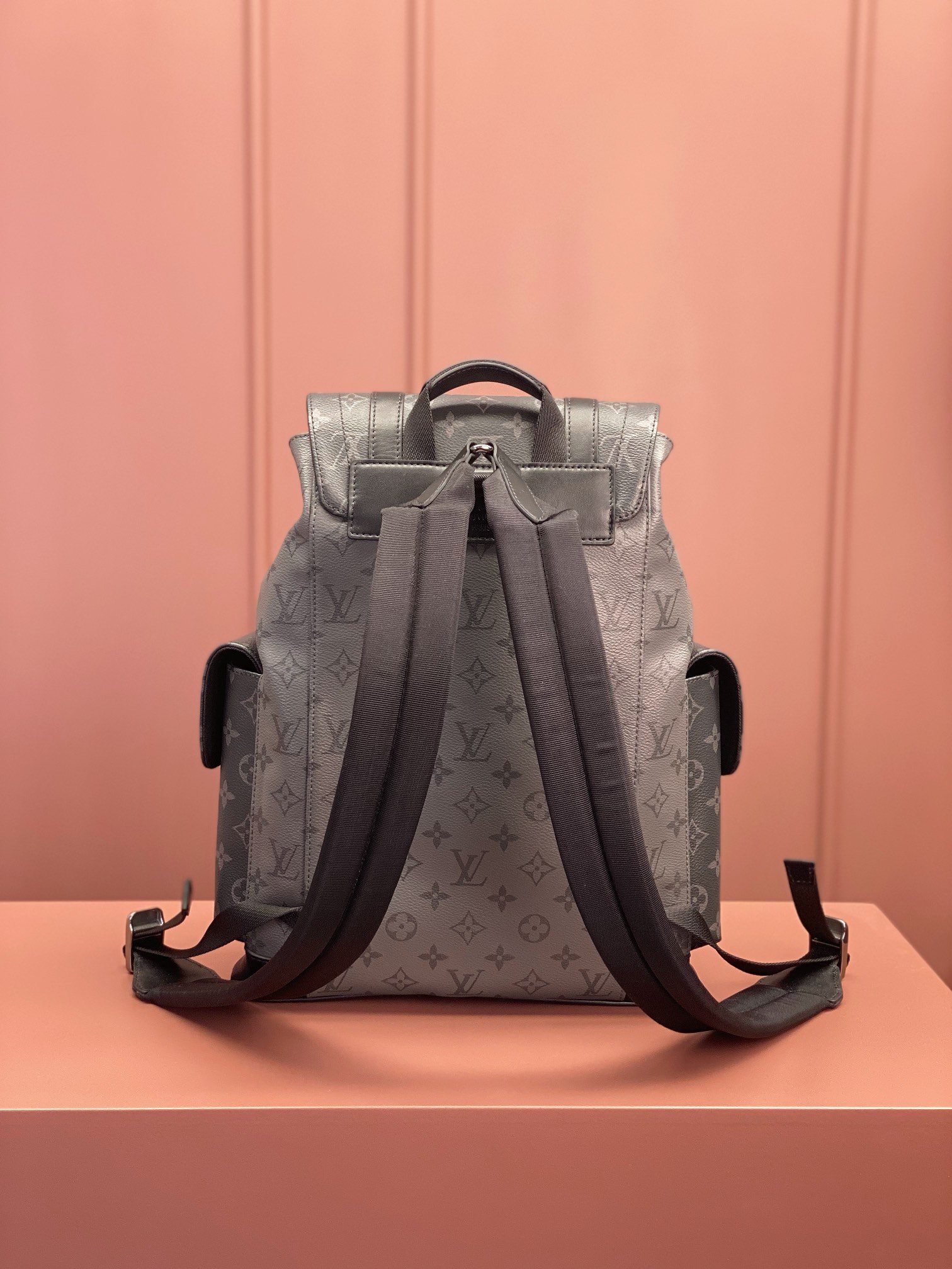 [TOP] Louis Vuitton LV L*V Christopher Monogram Backpack - Monogram