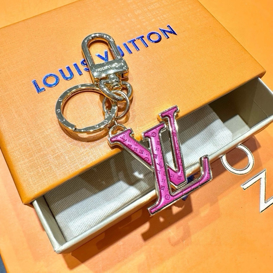[TOP] Louis Vuitton LV Key Chain - 2 Colour
