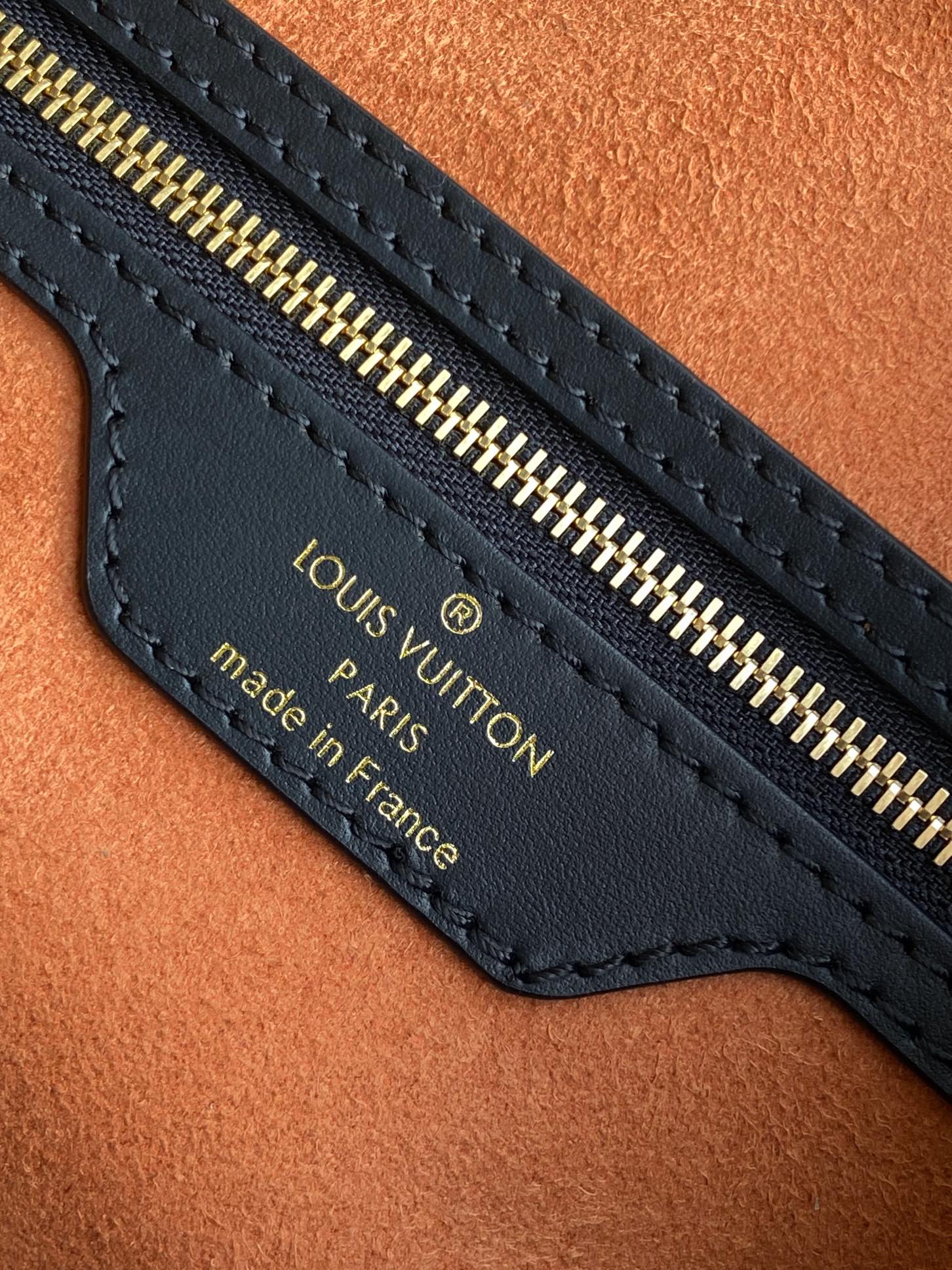 [TOP] Louis Vuitton LV L*V Speedy Bags 30 Empreinte Leather 30*21*17 cm - 2 Colour