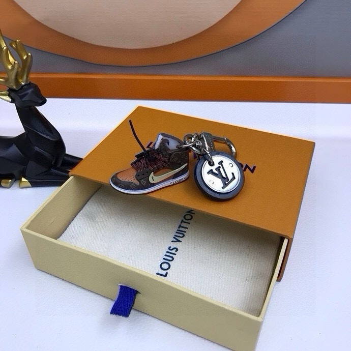 [TOP] Louis Vuitton LV Mini Shoe Pendant - Monogram