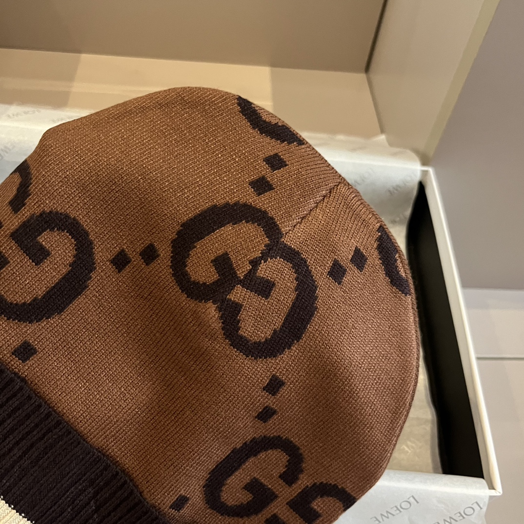 [TOP] GUCCI Knitted Woolen Hat - Brown