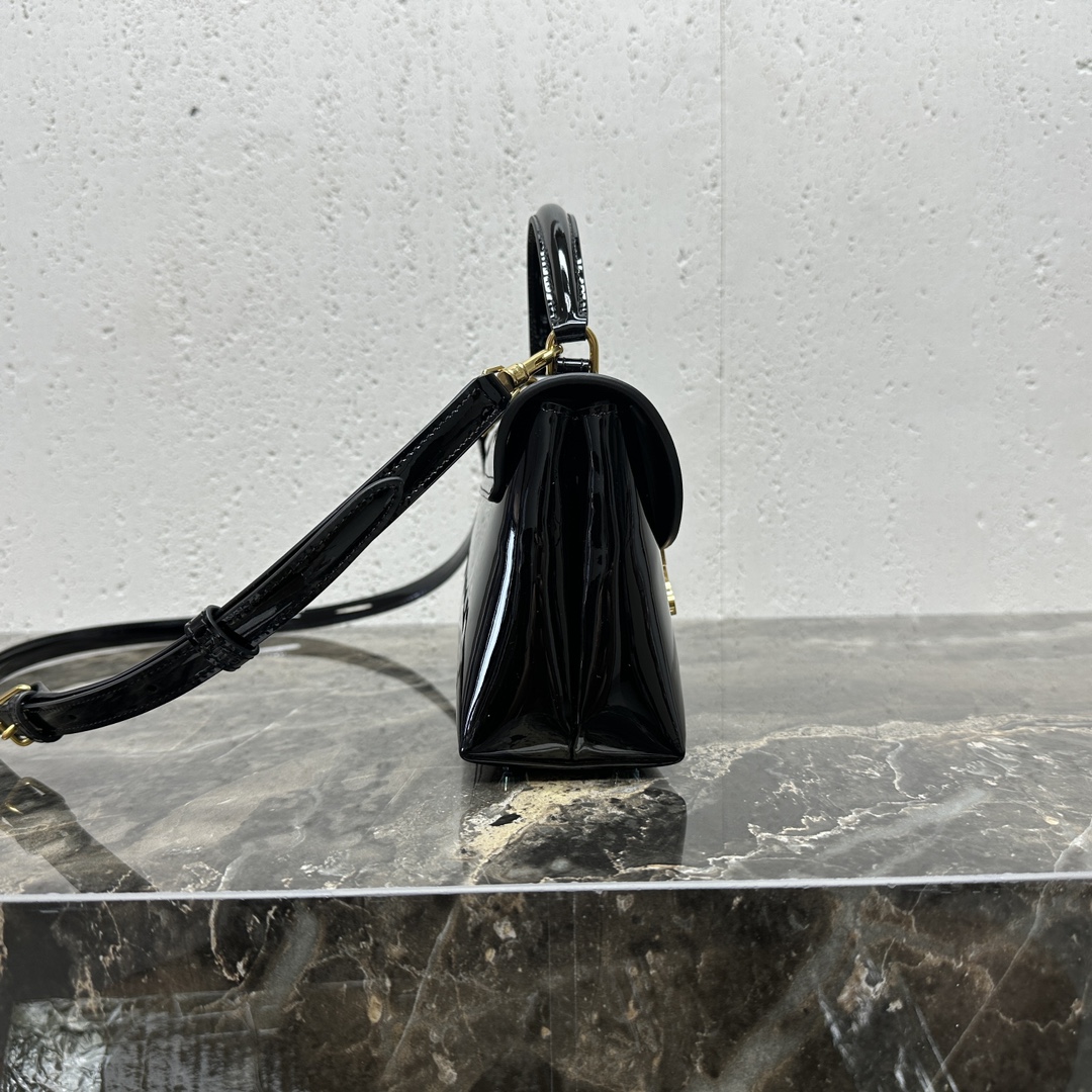 [TOP] CELINE Triomphe Bag Patent Leather 20.5x13 x8cm - 2 Colour