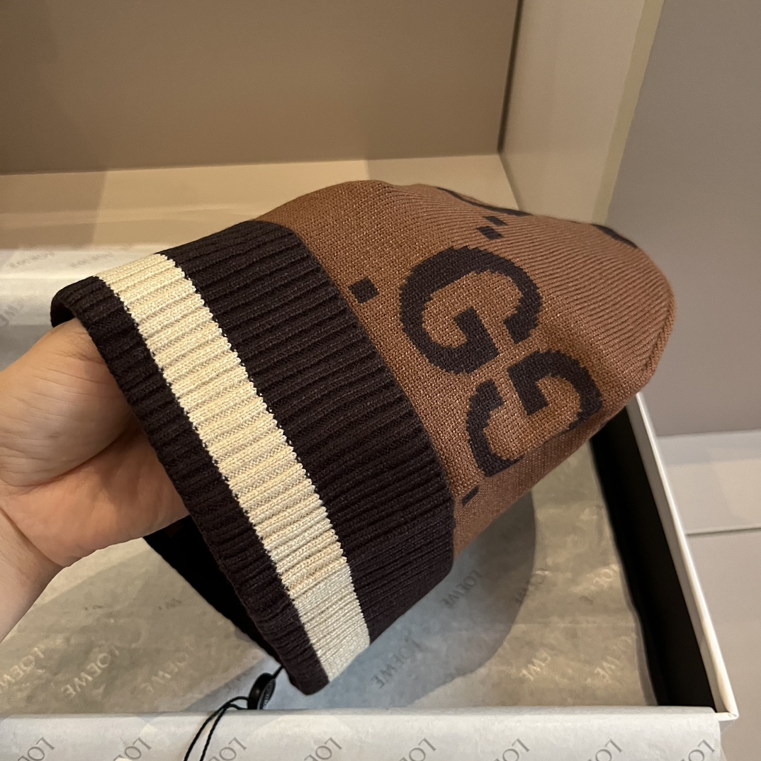 [TOP] GUCCI Knitted Woolen Hat - Brown