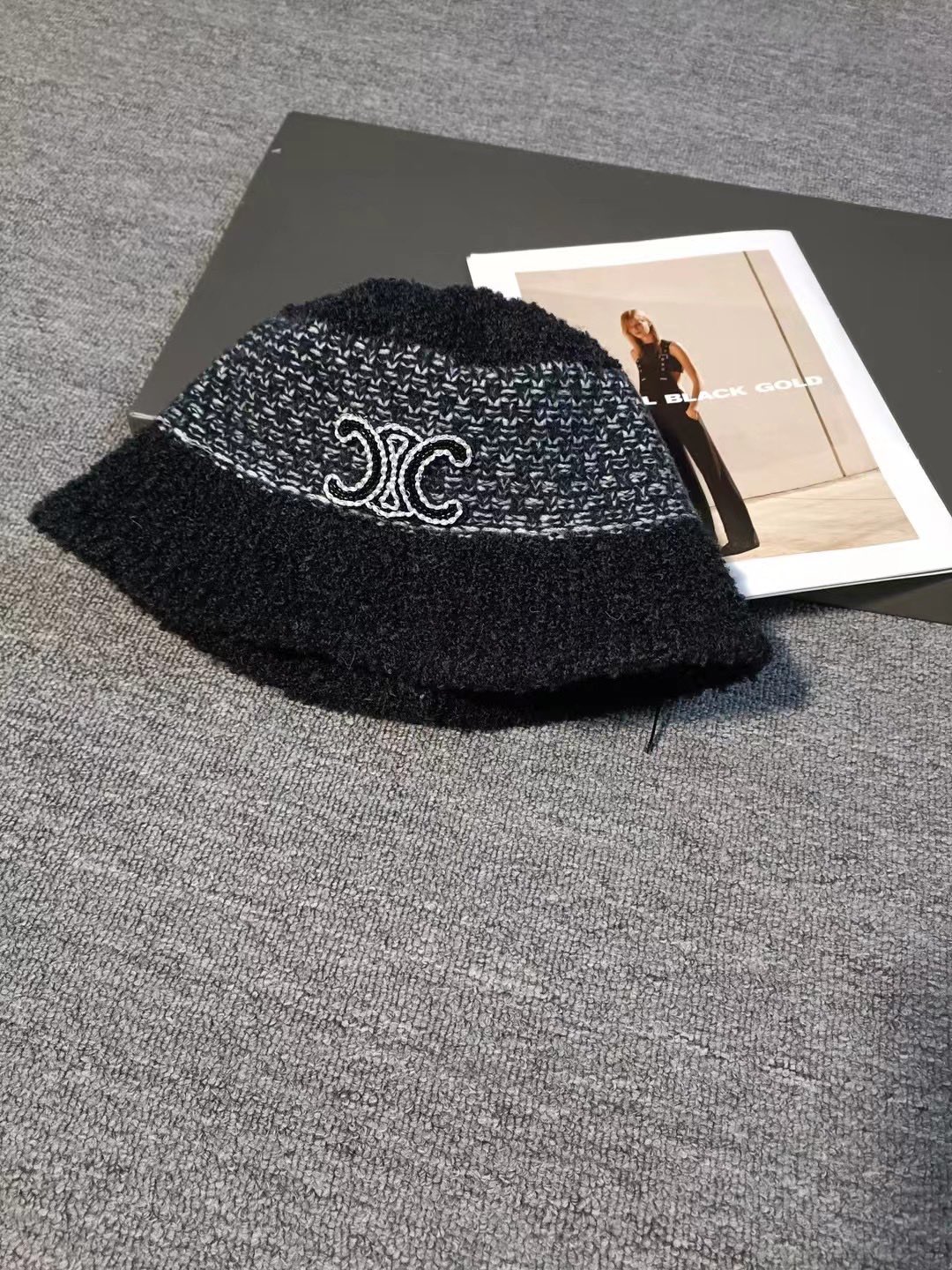 [TOP] CELINE Striped Bucket Hat - 3 Colour