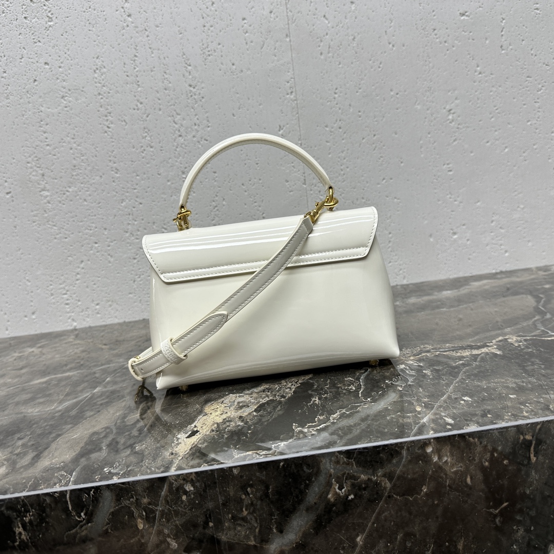[TOP] CELINE Triomphe Bag Patent Leather 20.5x13 x8cm - 2 Colour