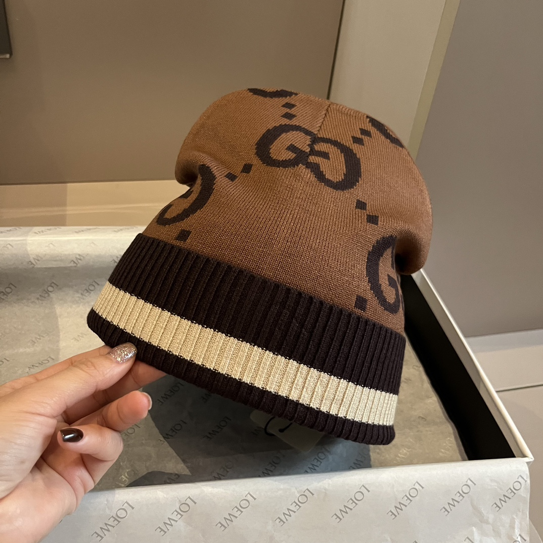 [TOP] GUCCI Knitted Woolen Hat - Brown
