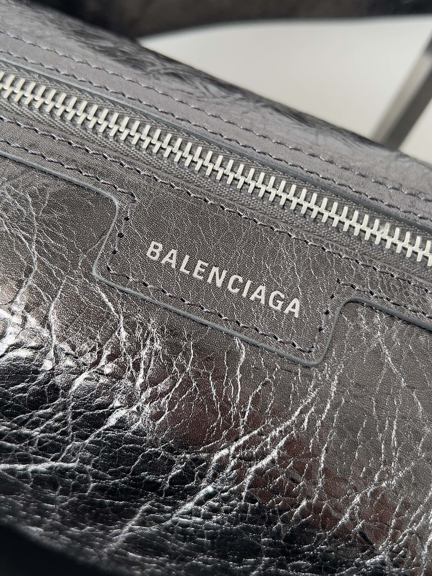 [TOP] BALENCIAGA Superbusy Series Sheepskin Shoulder Bag  32 x  12 x 10 cm/35 x 12 x 11 cm  -Sliver