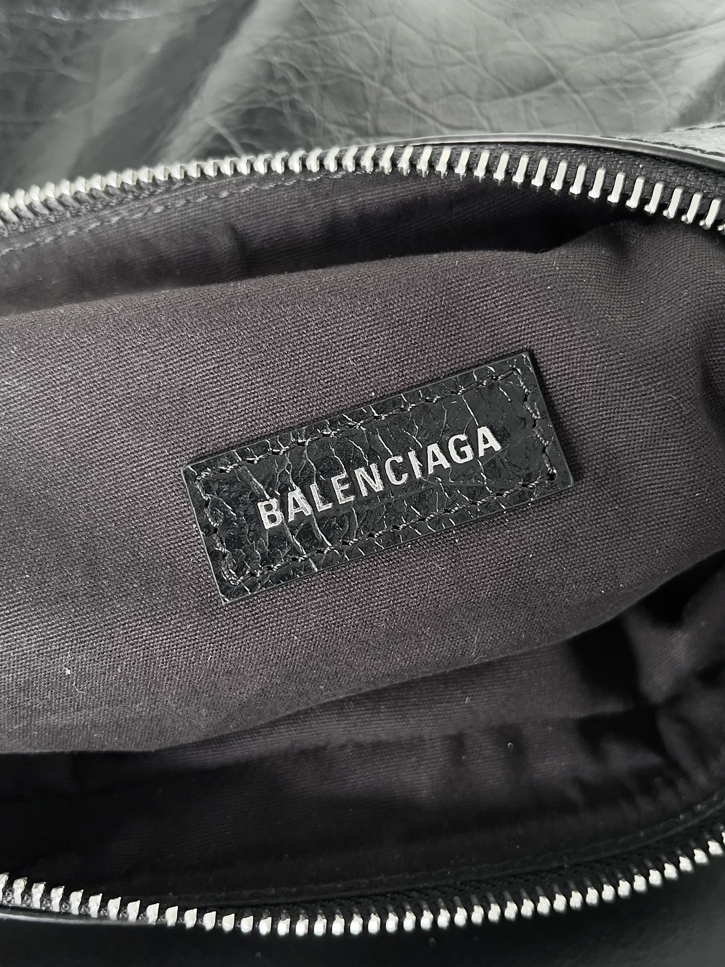 [TOP] BALENCIAGA SuperBusy Bag 33×24×9.9cm- Black