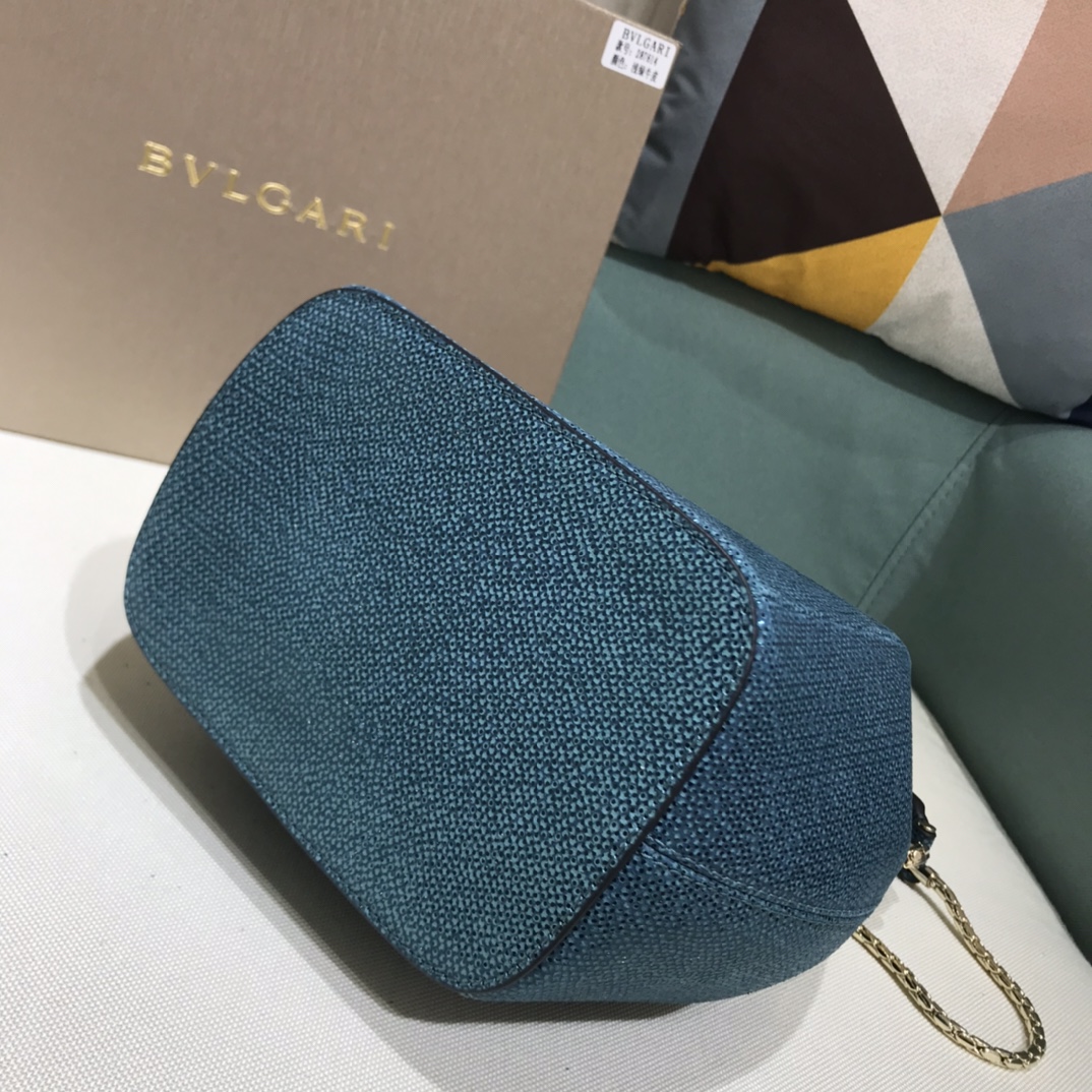 [TOP] BVLGARI Snake printed patent calfskin Bucket Bag 16*20*10.5cm - Green
