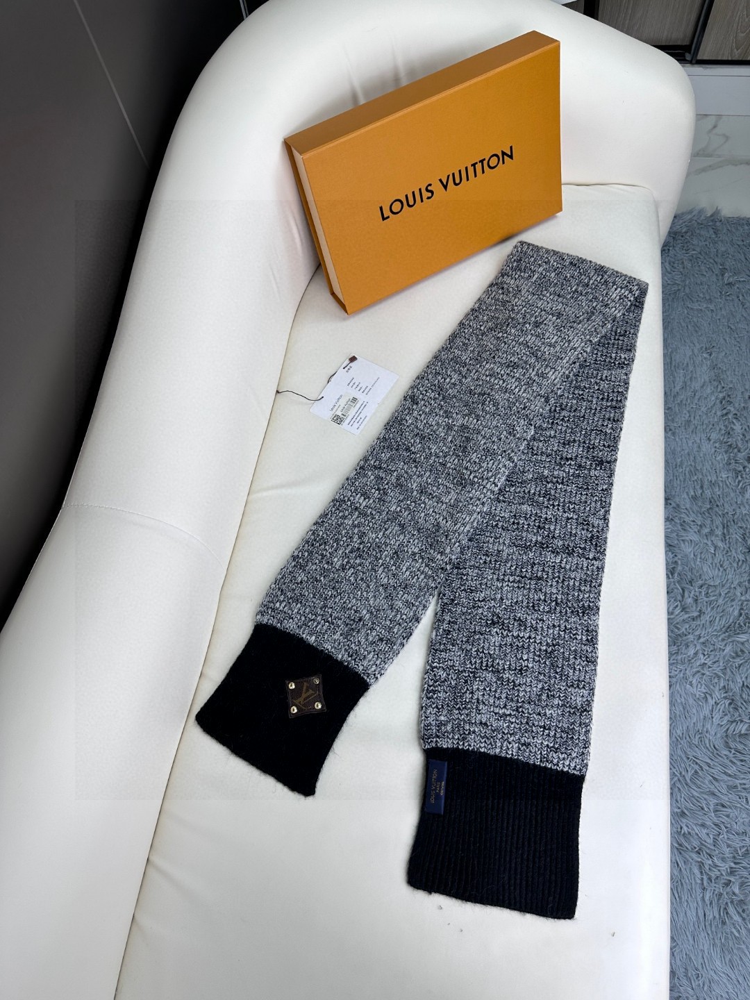[TOP] Louis Vuitton LV Wool Scarf 20*180cm - Grey