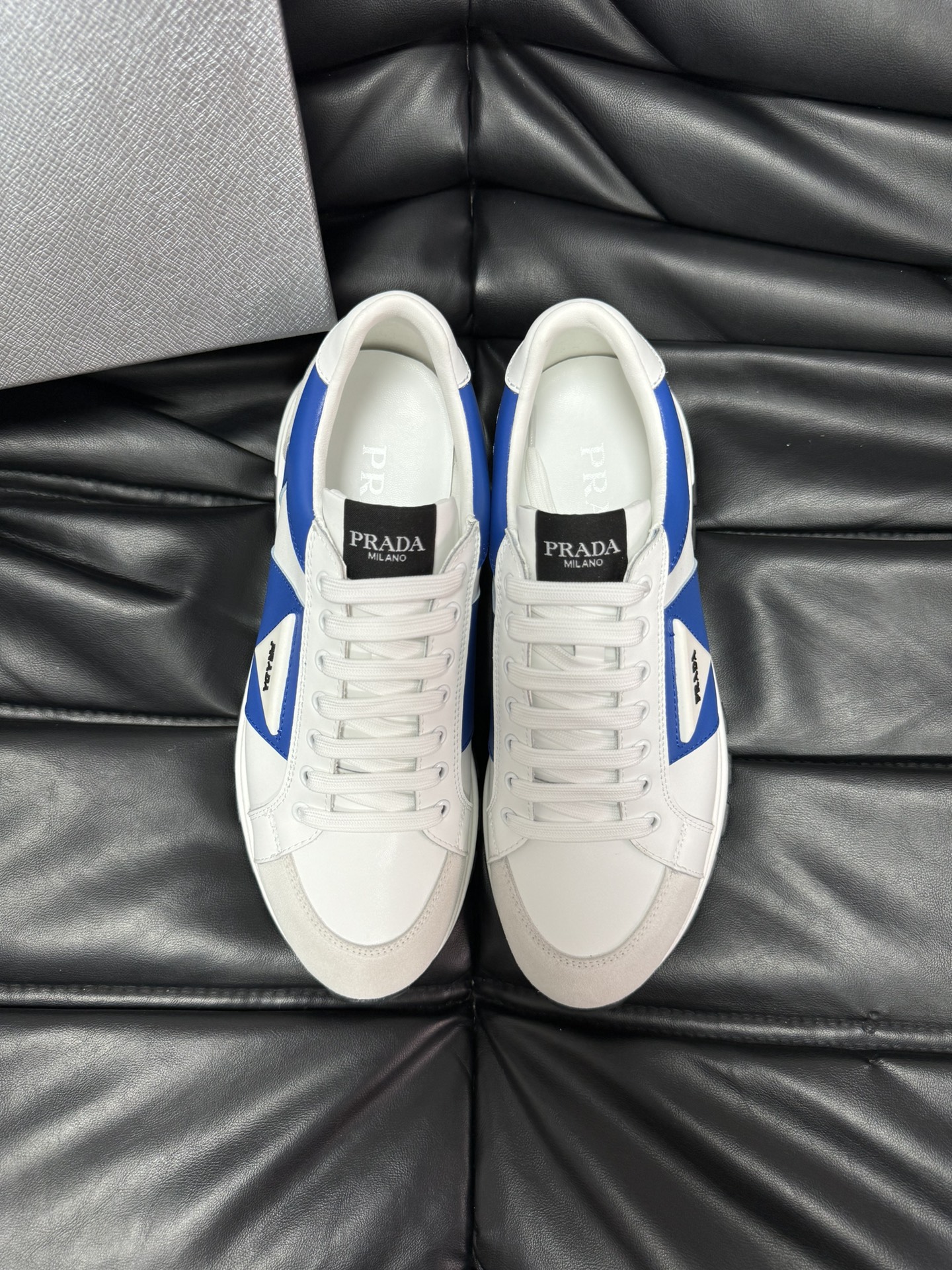 [TOP] PRADA Men's Shoes - White