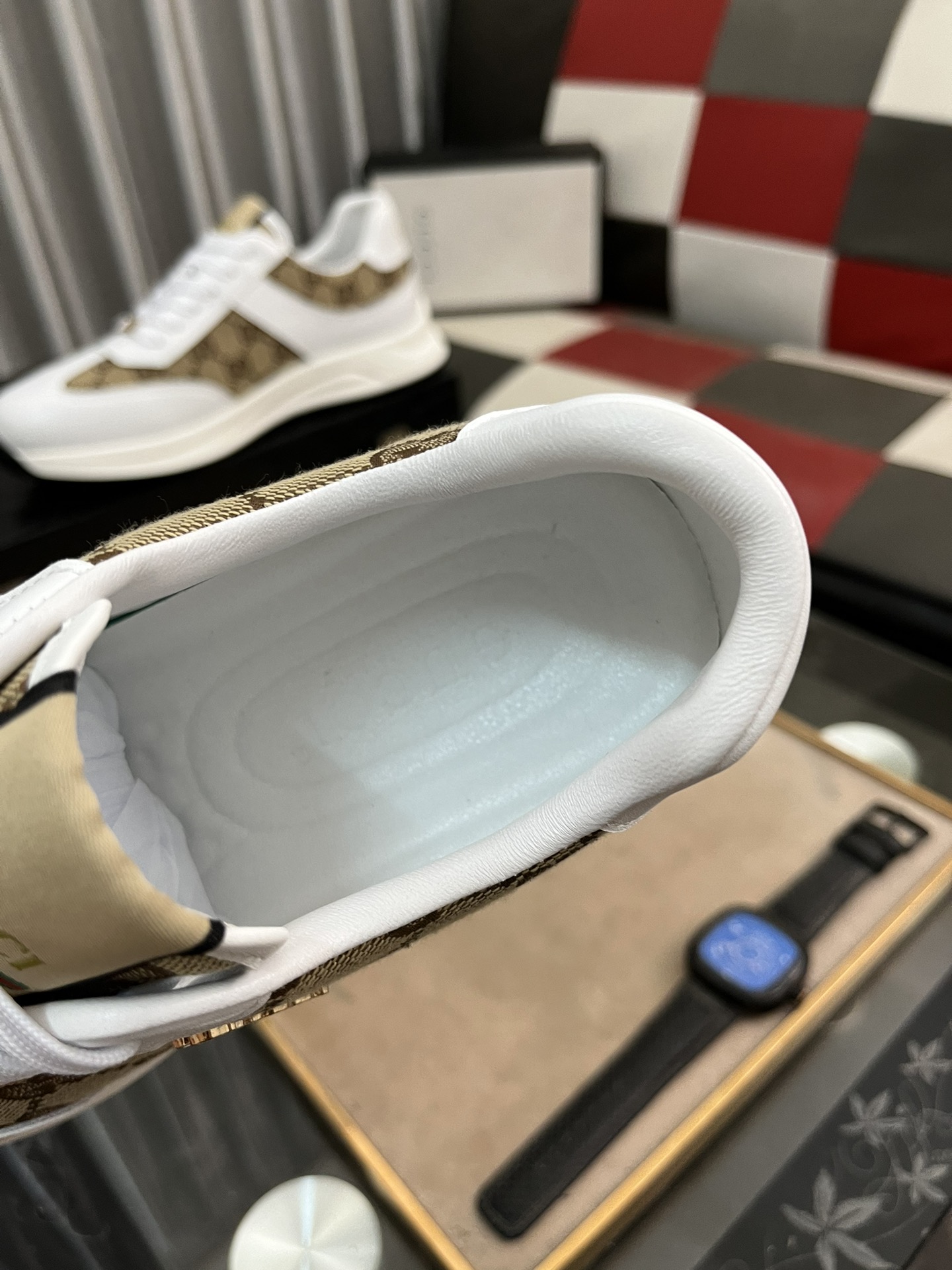 [TOP] GUCCI Men's SNEAKER-White and Brown