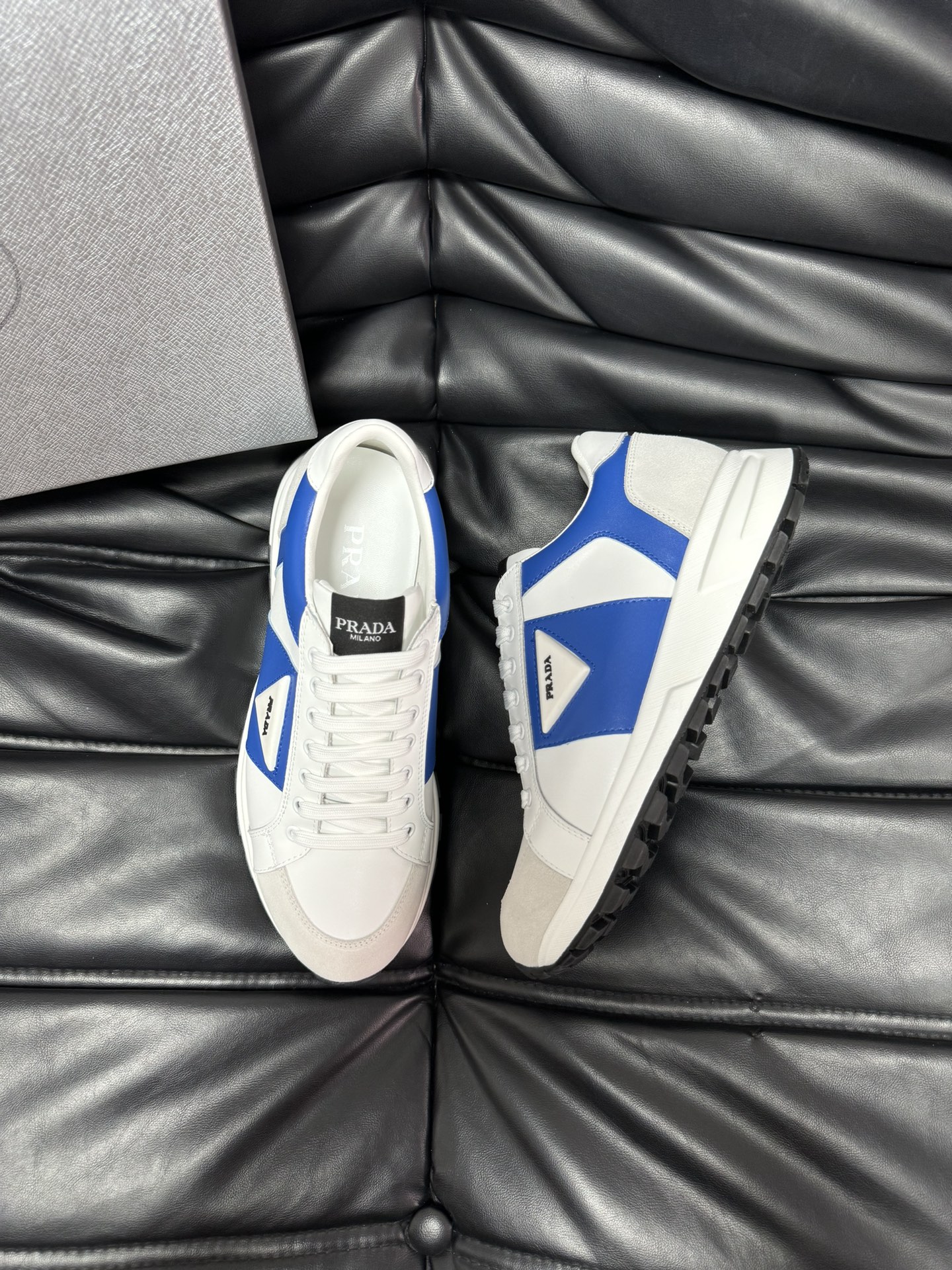 [TOP] PRADA Men's Shoes - White