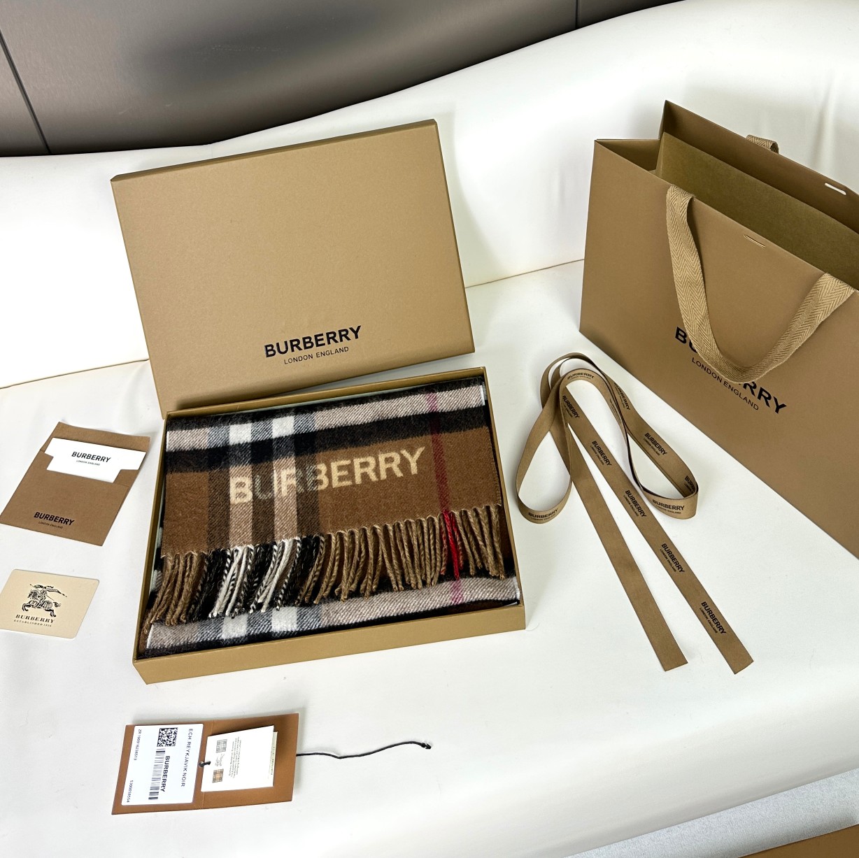 [TOP] BURBERRY Cashmere Scarf 168x30cm    - 2 Colors