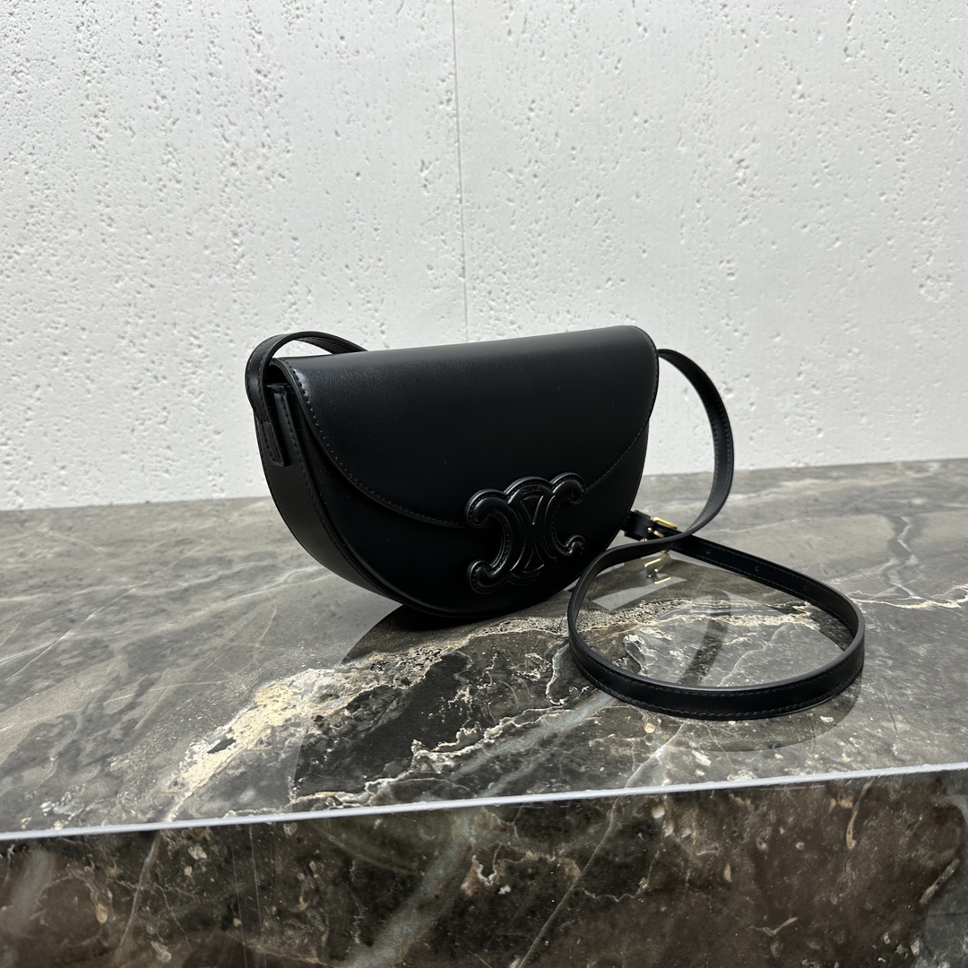 [TOP] CELINE Besace Cuir Triomphe Bag Cow Leather Handbag 23*13.5*6 - Black