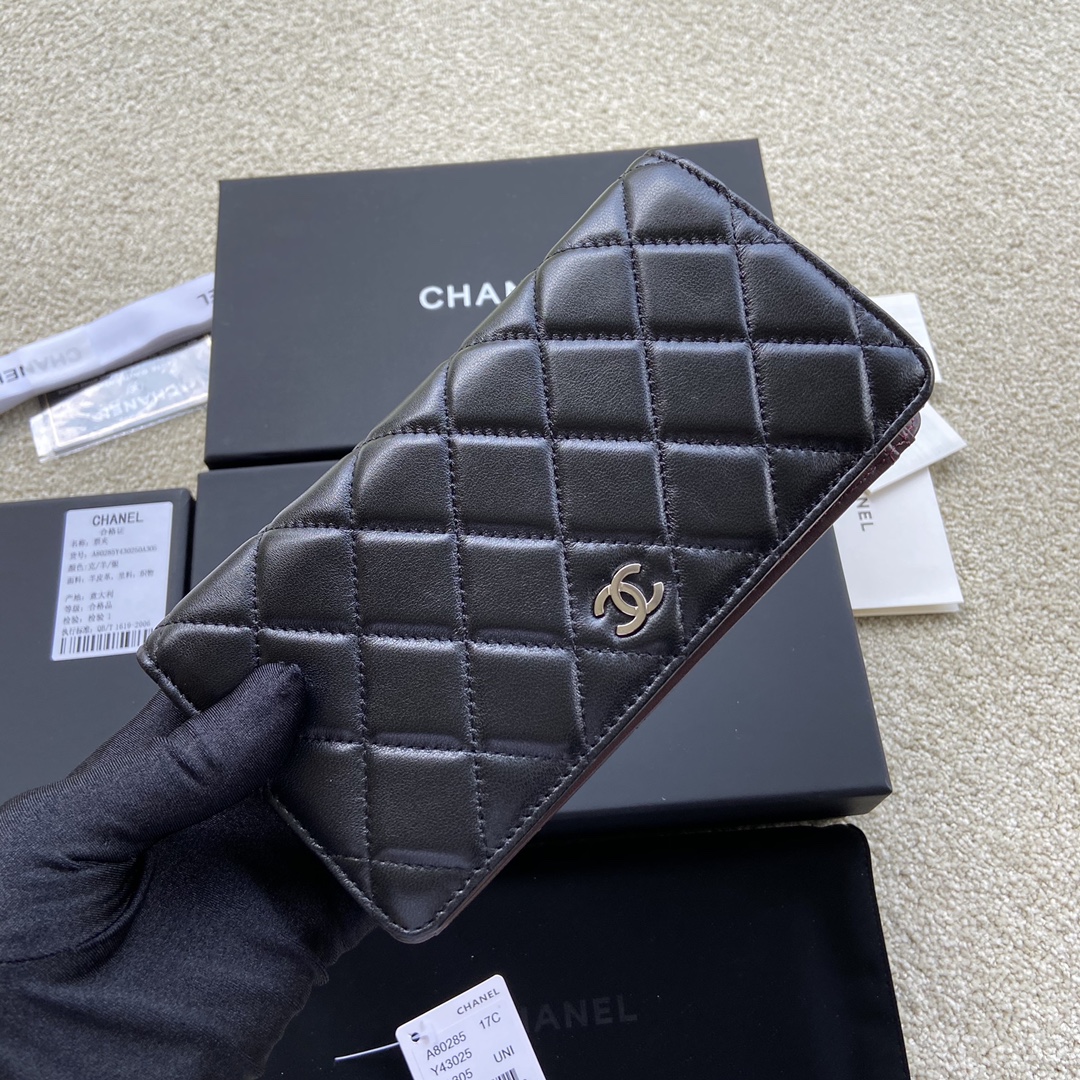 [TOP] CHANEL Wallet Lambskin 18.5×10×2.5cm - Black & GHW/SHW