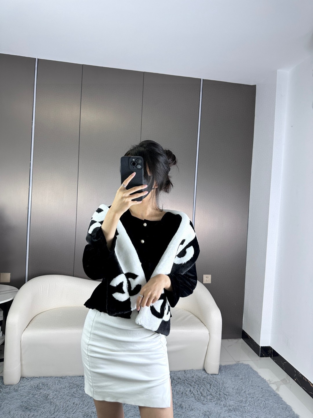 [TOP] CHANEL Scarf 20cm*120cm - White and Black