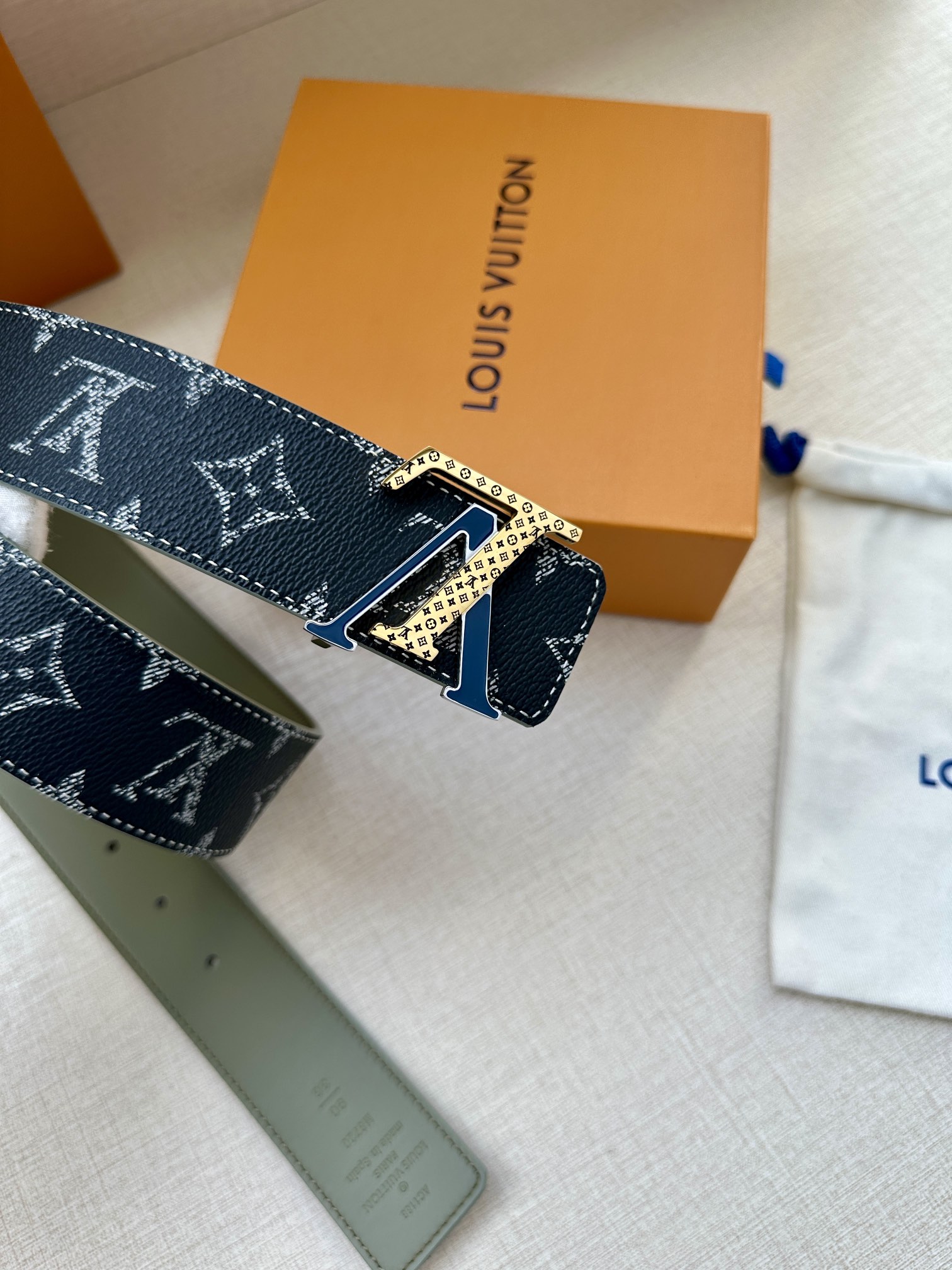 [TOP] Louis Vuitton LV Initiales Reversible Belt - 4.0CM