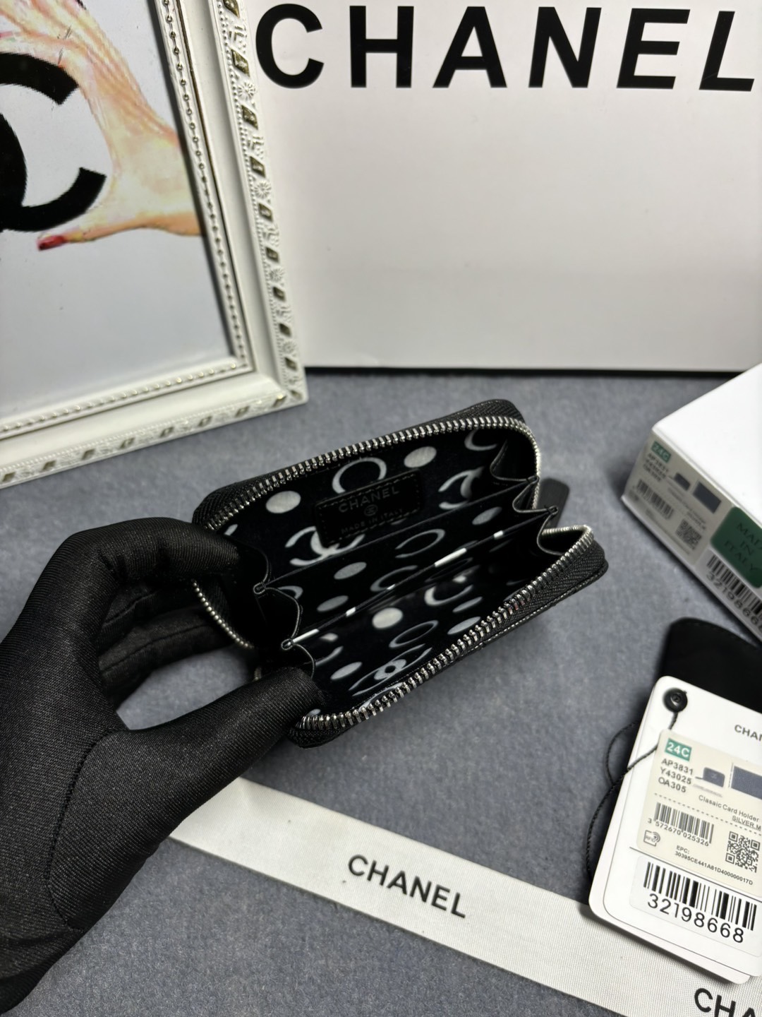 [TOP] CHANEL Hollow Letter CC Card Holder Wallet 11x7.5x2cm - Black