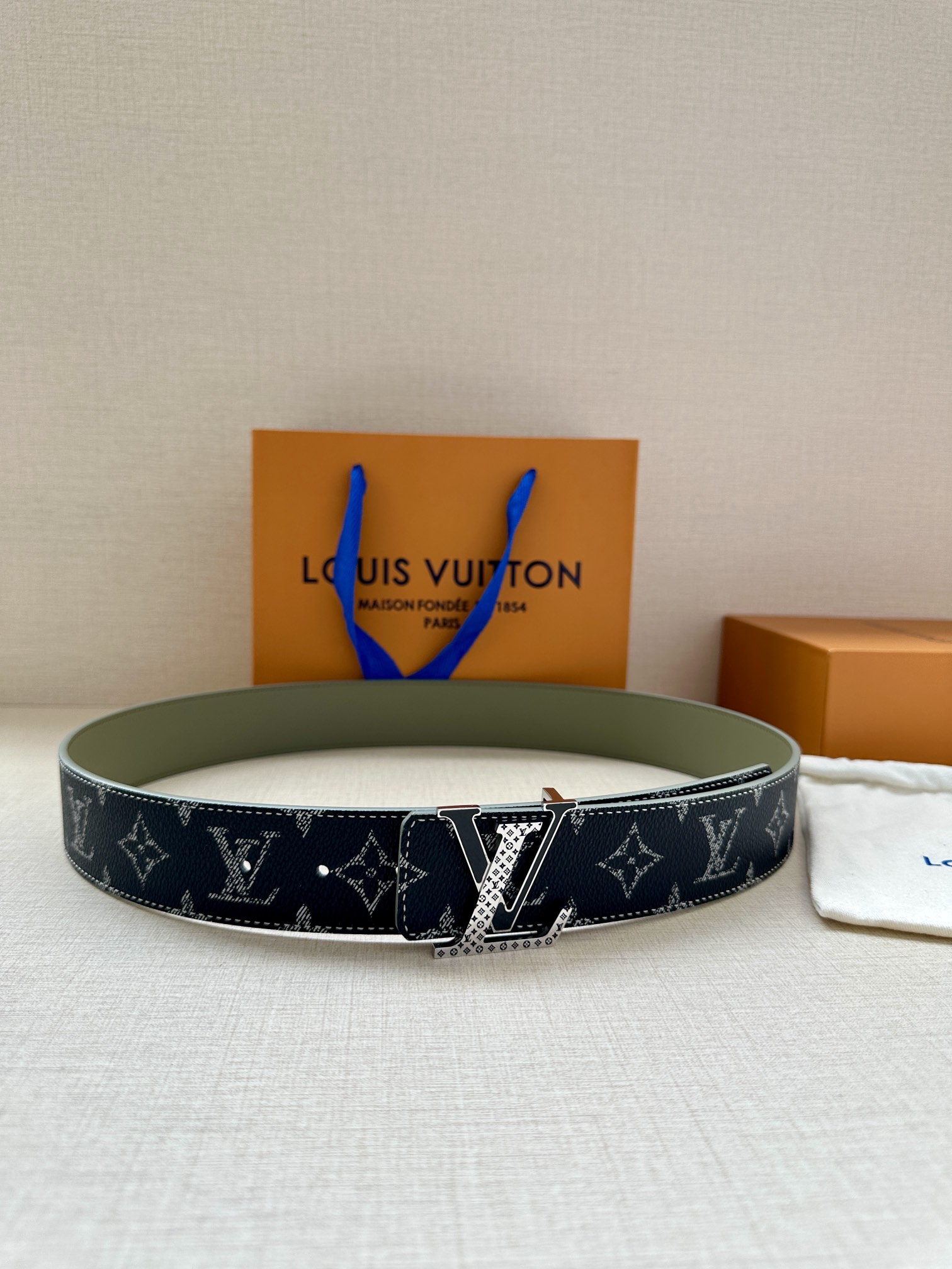 [TOP] Louis Vuitton LV Initiales Reversible Belt - 4.0CM