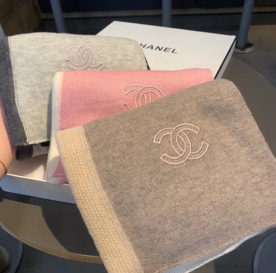 [TOP] CHANEL CC  Scarf 70*195cm - 3 Colors