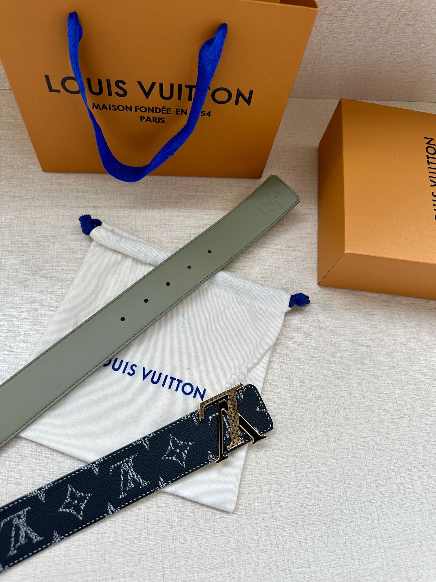 [TOP] Louis Vuitton LV Initiales Reversible Belt - 4.0CM