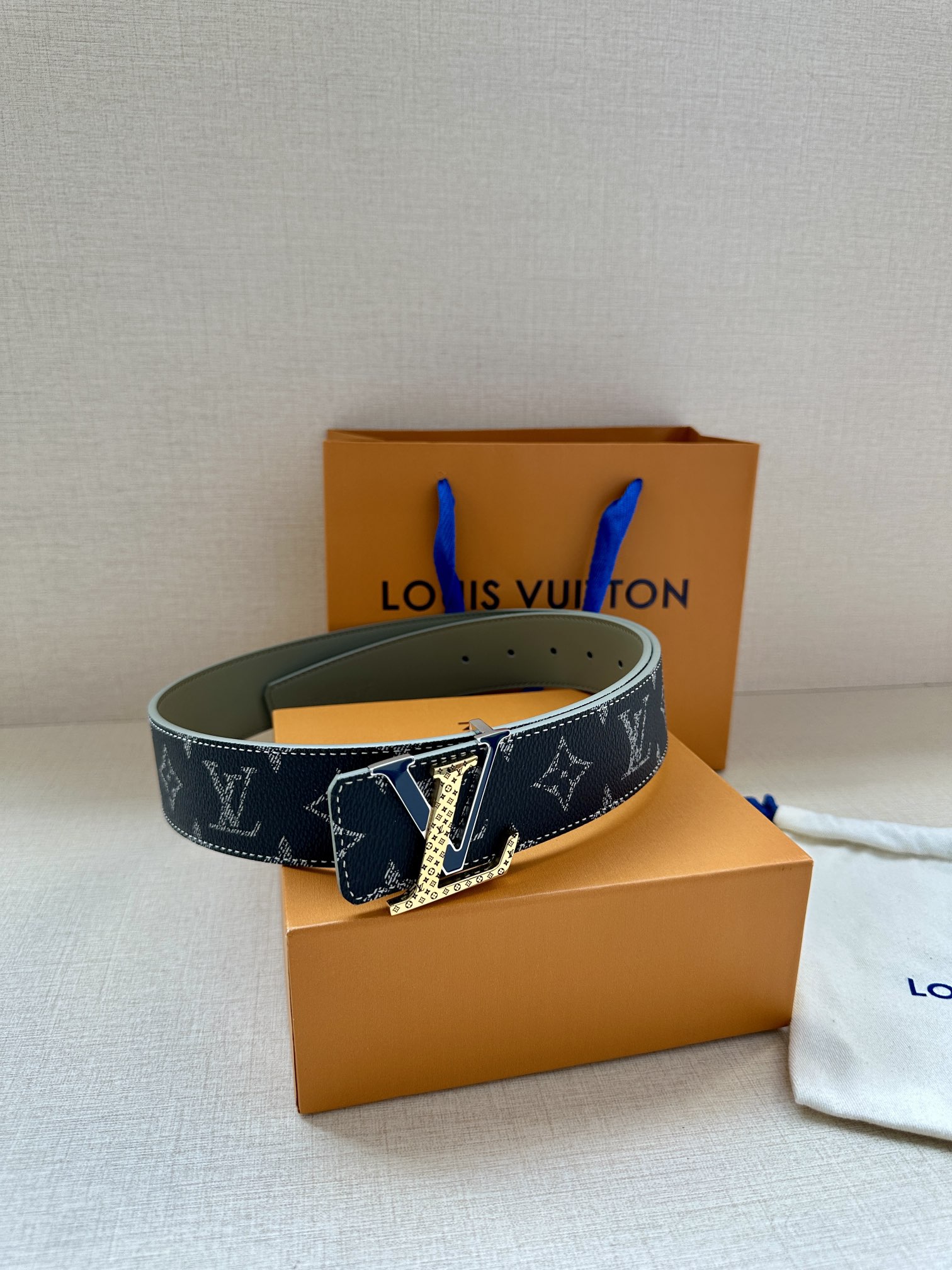 [TOP] Louis Vuitton LV Initiales Reversible Belt - 4.0CM