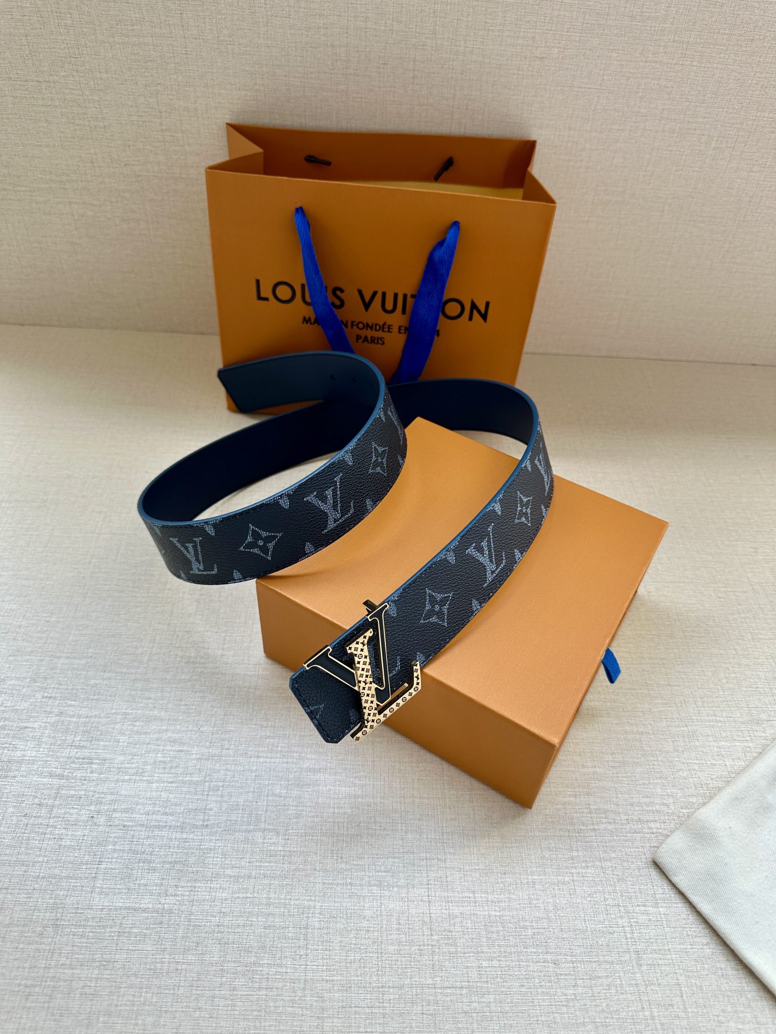 [TOP] Louis Vuitton LV Initiales Reversible Belt - 4.0CM