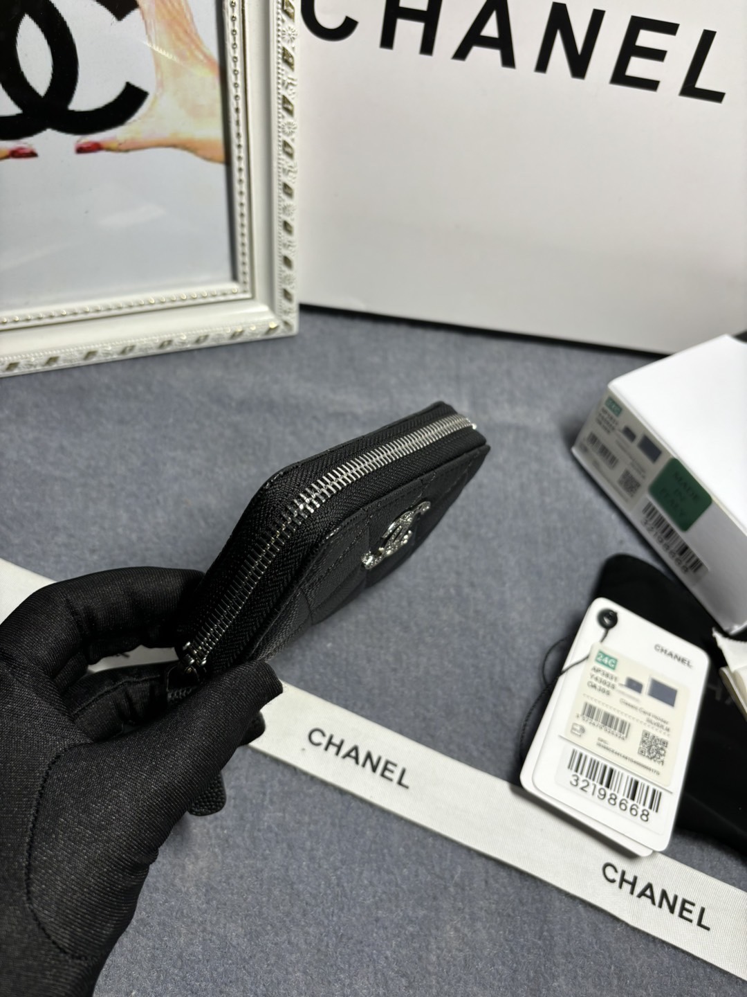 [TOP] CHANEL Hollow Letter CC Card Holder Wallet 11x7.5x2cm - Black