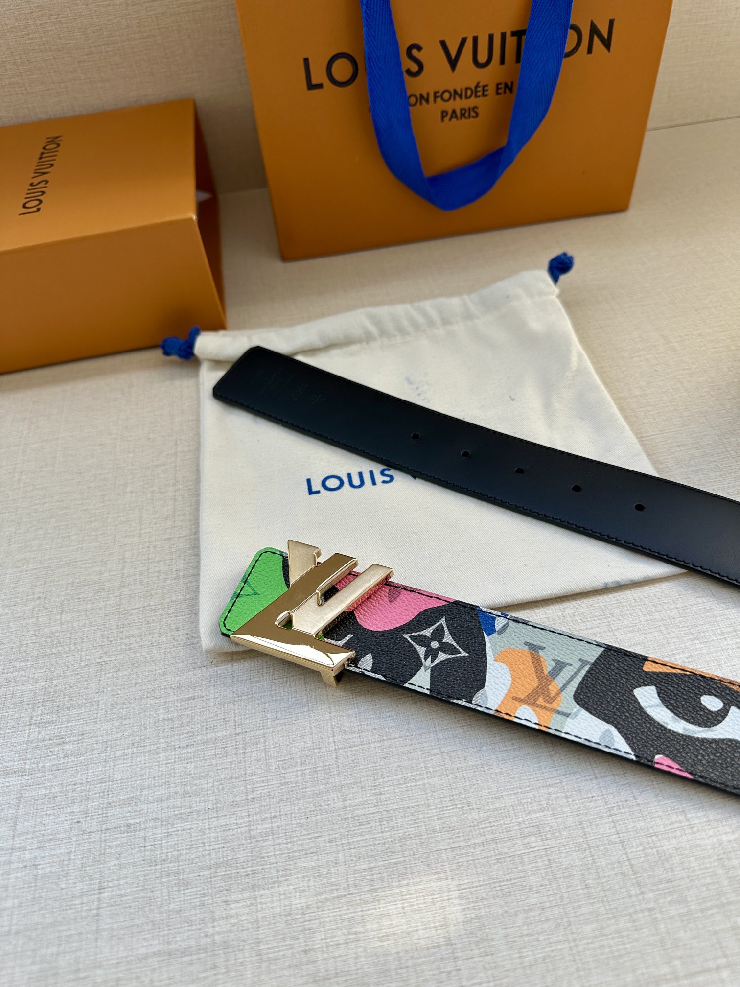 [TOP] Louis Vuitton LV Initiales Reversible Belt - 4.0CM