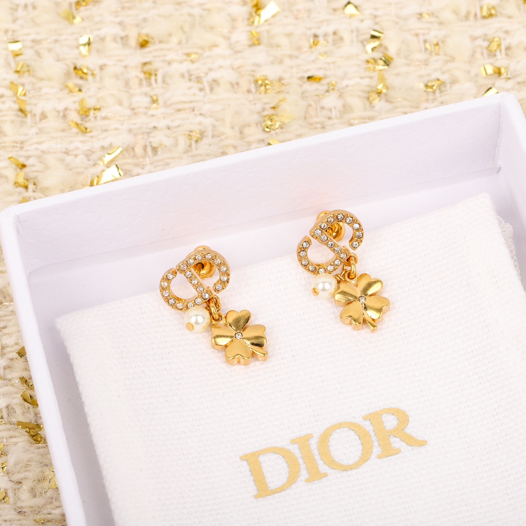 [TOP] Christian Dior Four-Leaf Clover Earrings - Gold