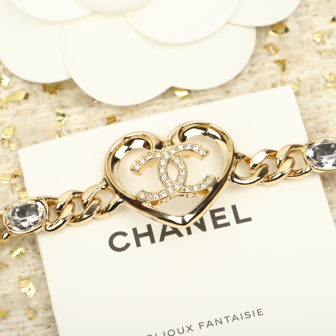 [TOP] CHANEL Love Bracelet - Gold