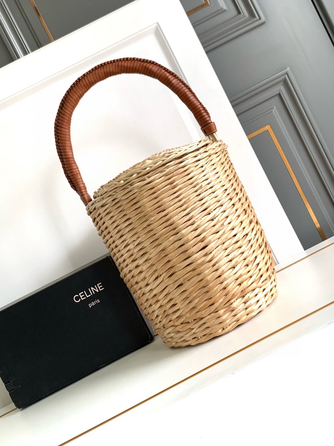 [TOP] CELINE Rattan Woven Basket bag Cow Leather 22*29*21CM - Apricot &Brown