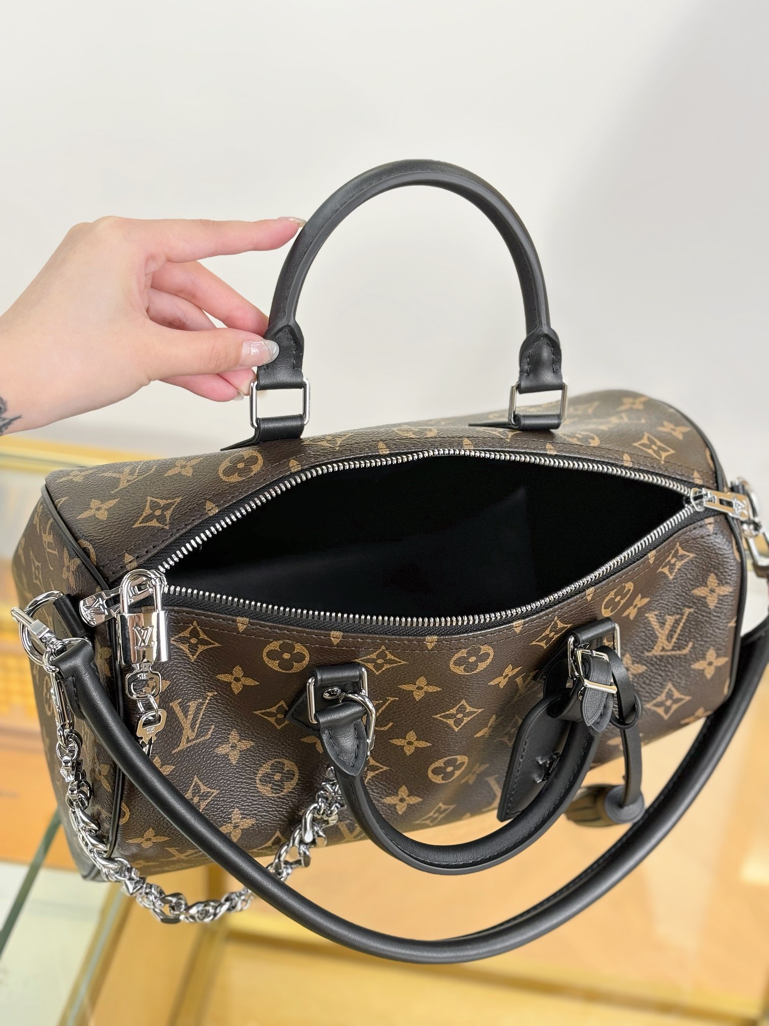 [TOP] Louis Vuitton LV SPEEDY SOFT 30 DARK Bags 30x21x17cm - Brown
