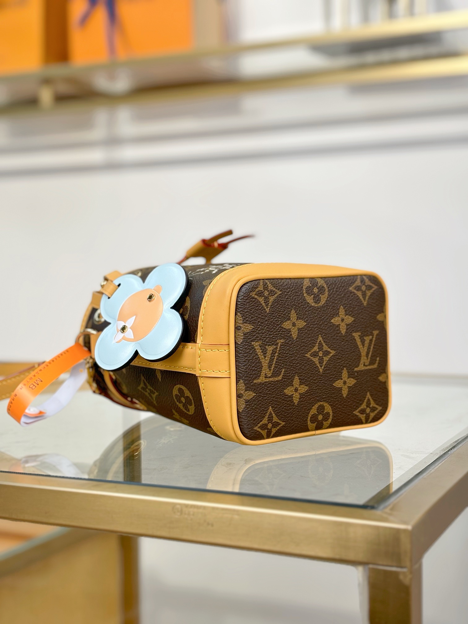 [TOP] Louis Vuitton LV NANO NOÉ Bag Monogram  16x13x10cm - Brown