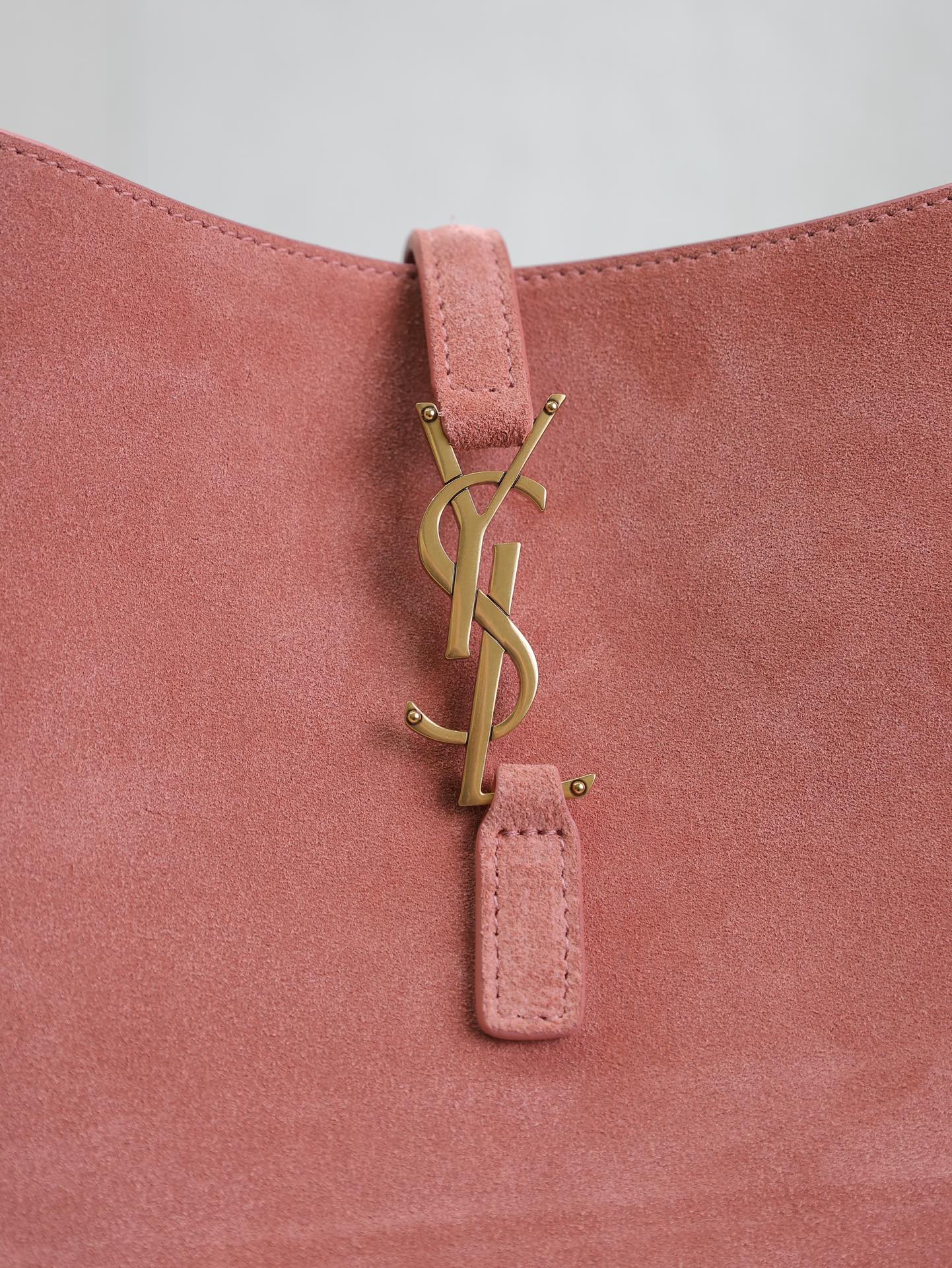 [TOP] Yves Saint Laurent YSL Le 5A7 Bag 23×22×8.5cm - Pink