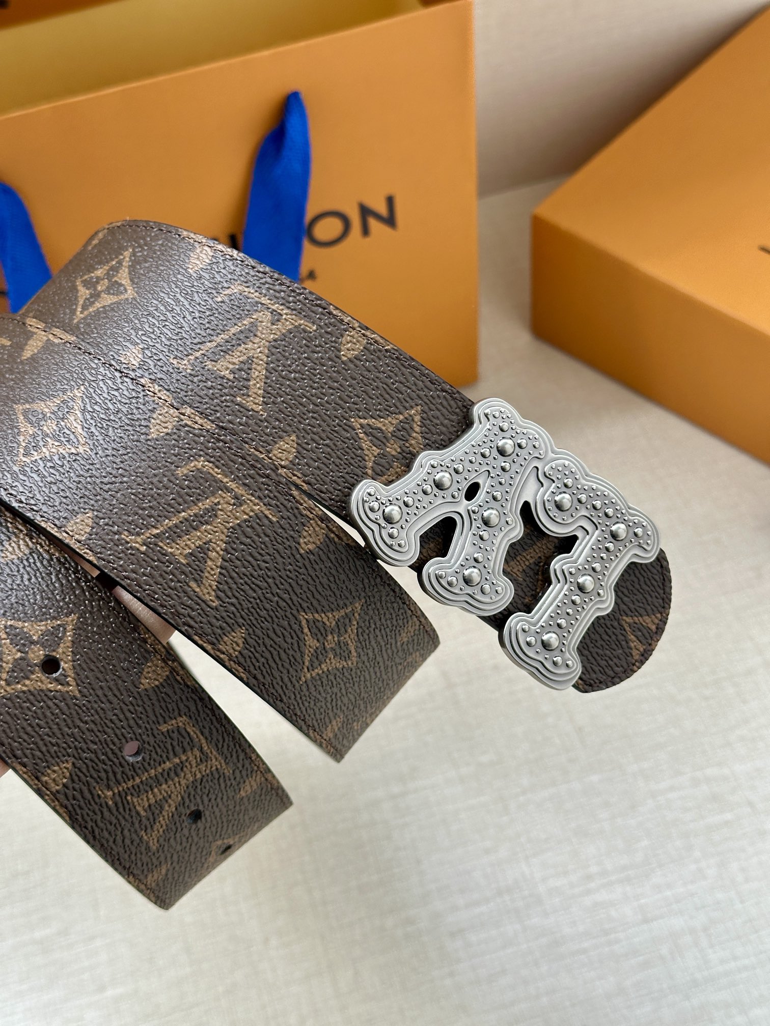 [TOP] Louis Vuitton LV Dimension Reversible Belt - 4.0CM