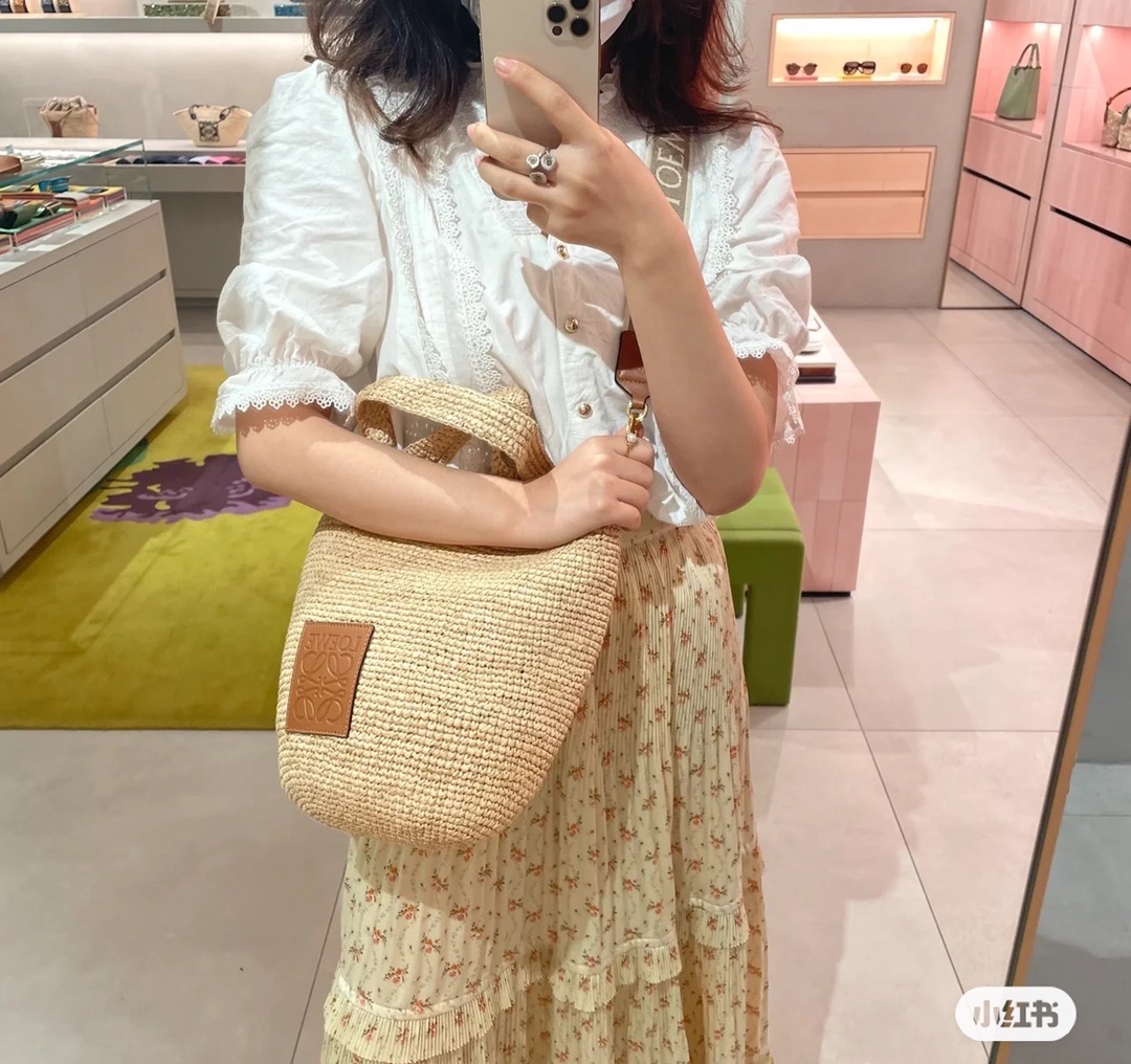 [TOP] LOEWE Cowhide Slit Tote Handbag 30*8*30cm - 4 Colour