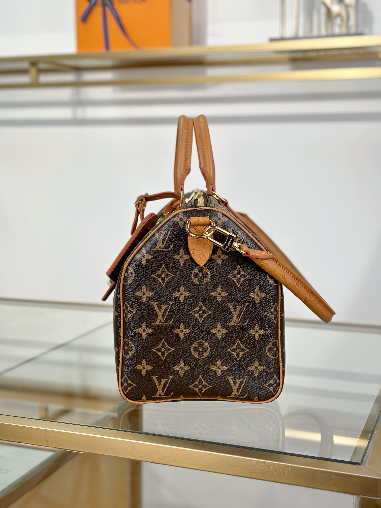 [TOP] Louis Vuitton LV SPEEDY SOFT 30 Bags With Ostrich Leather Handle 30x21x17cm - Brown