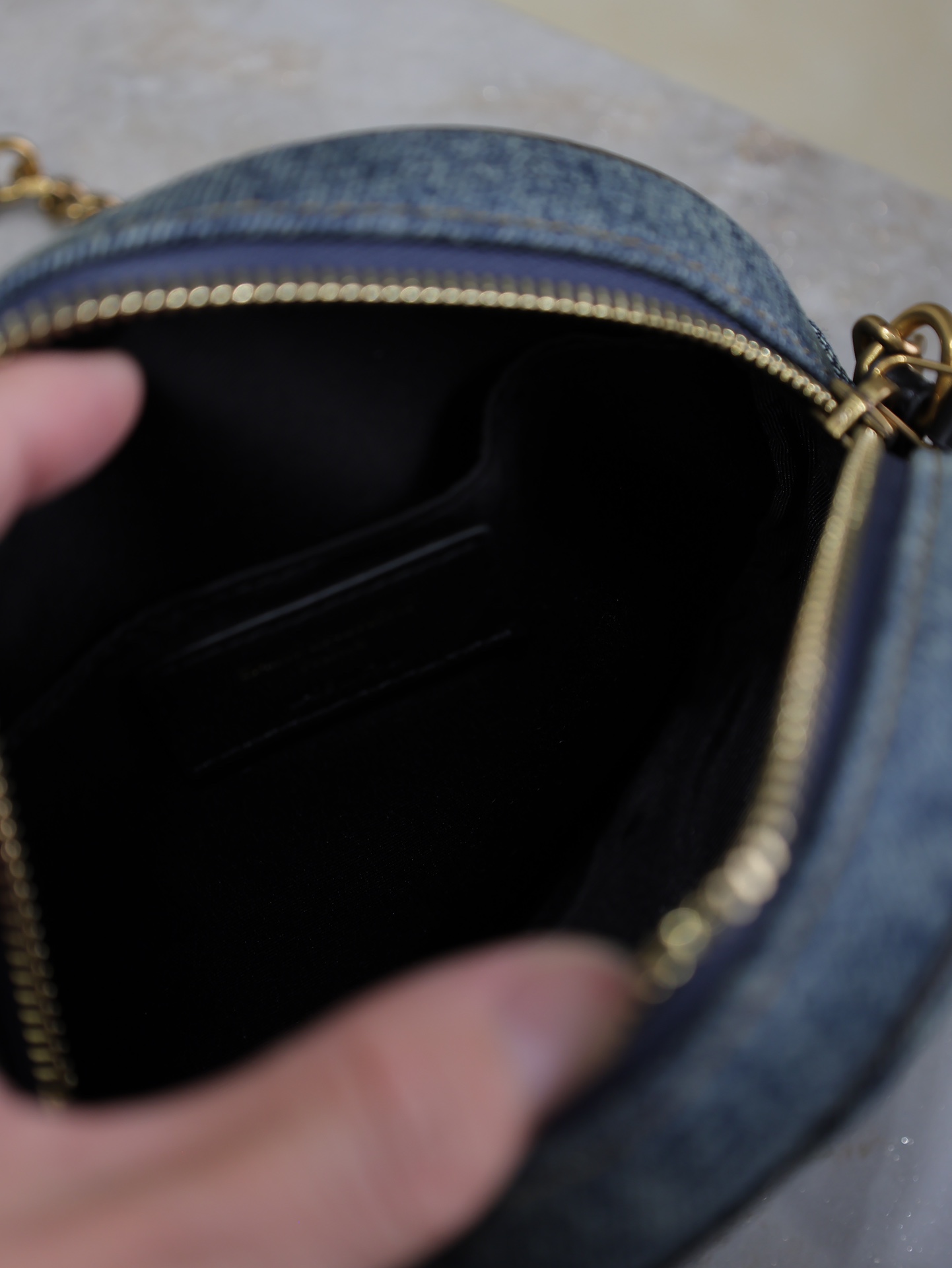 [TOP] Yves Saint Laurent YSL VINYLE Bag 17×17×5.5cm  - Blue