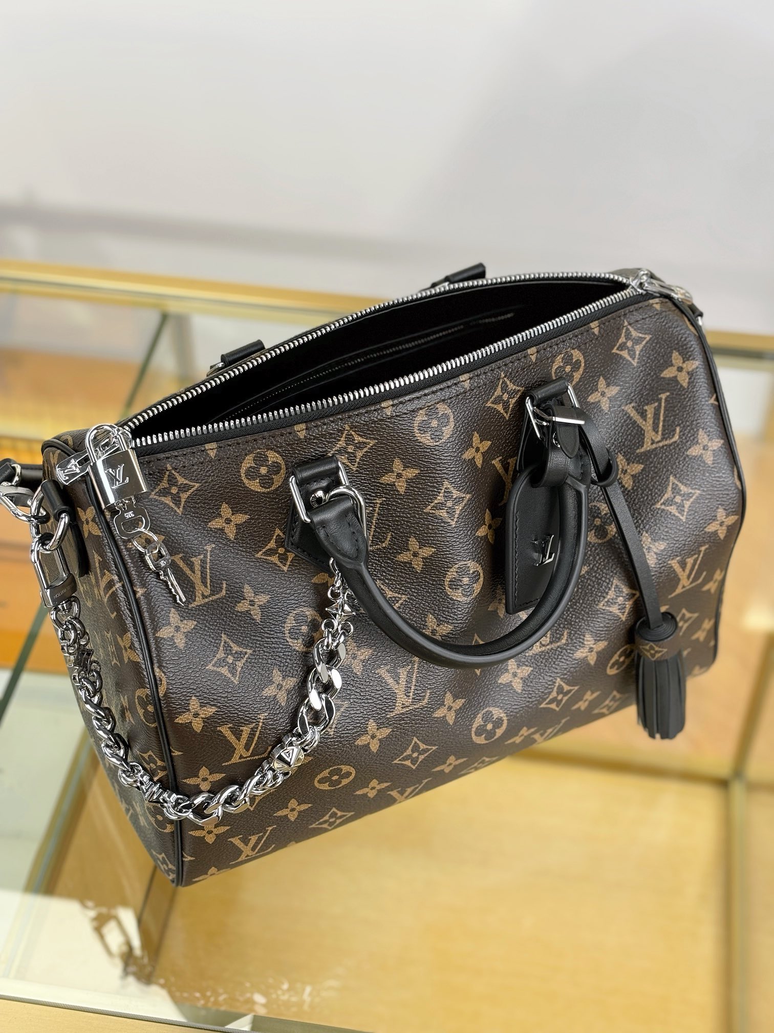 [TOP] Louis Vuitton LV SPEEDY SOFT 30 DARK Bags 30x21x17cm - Brown