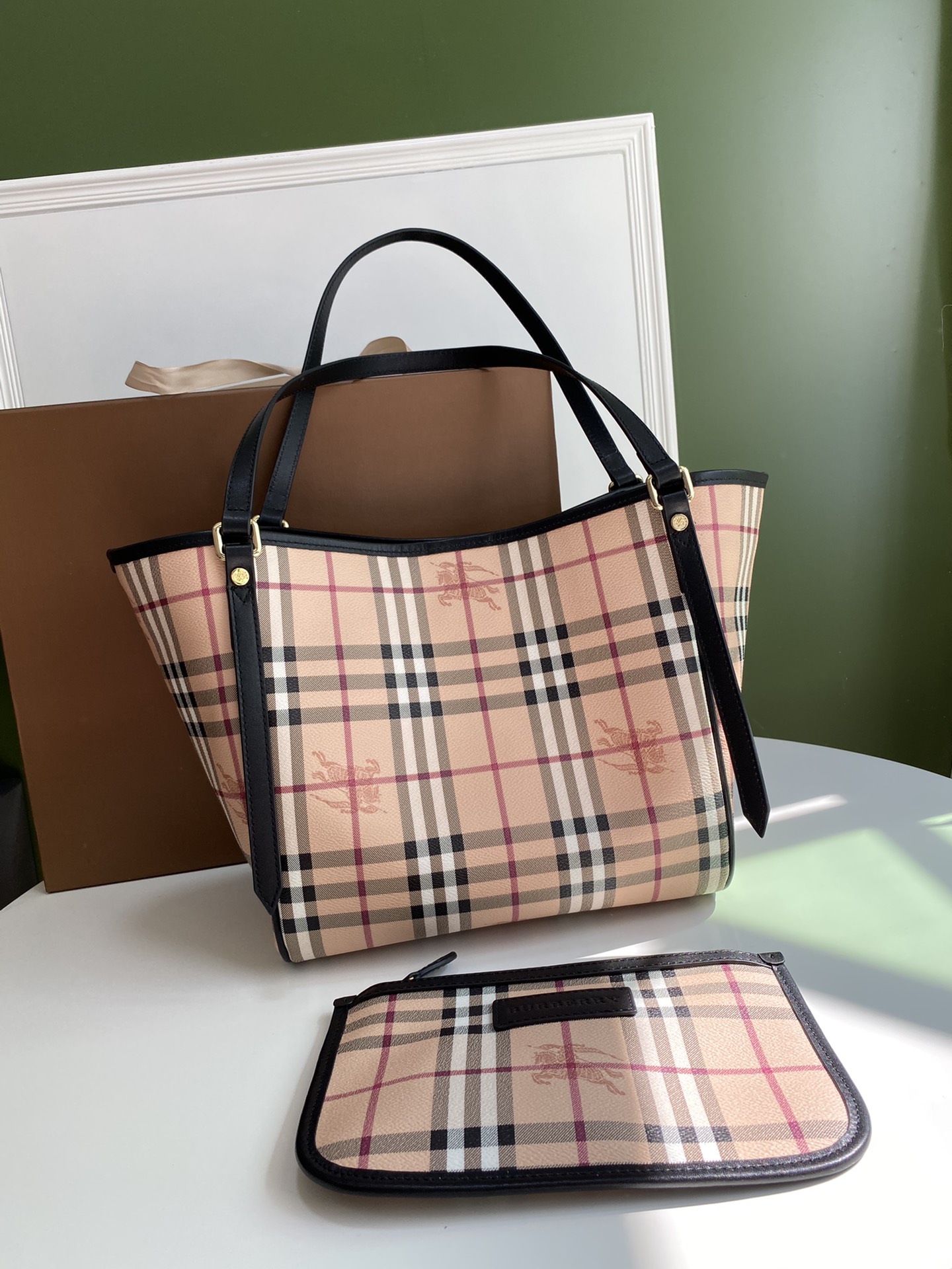 [TOP] BURBERRY Tote Bag 26X27cm - 2 Color