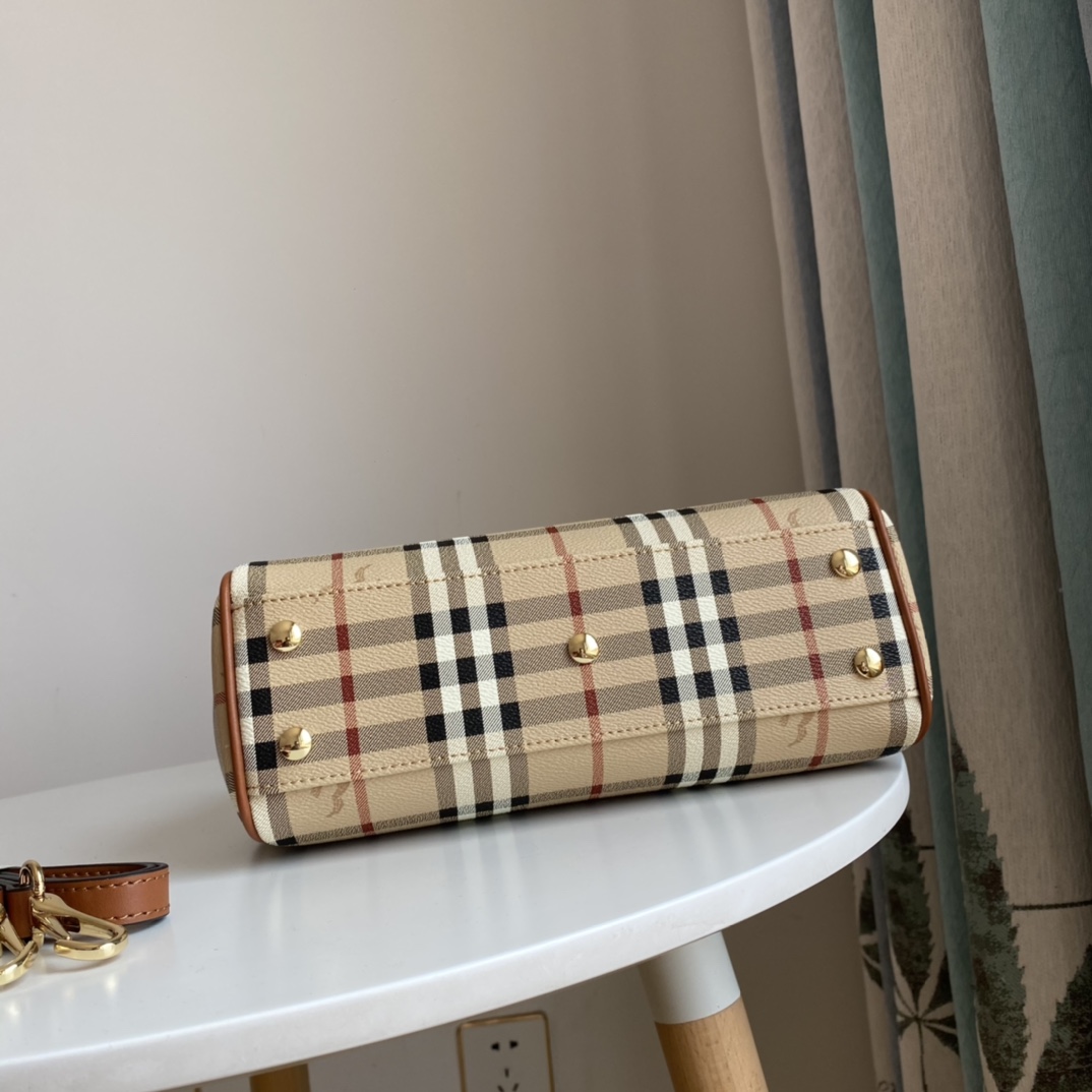 [TOP] BURBERRY Handbag 26/10/21cm - Brown