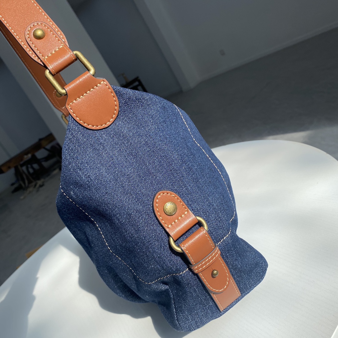 [TOP] BURBERRY Denim Shopping Bag 28×26×13cm -Blue