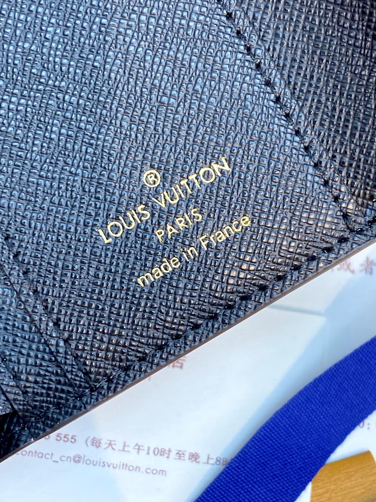 [TOP] Louis Vuitton LV Zoé Wallet Monogram Reverse Canvas 7.5x3x9.5cm - Khaki/Brown