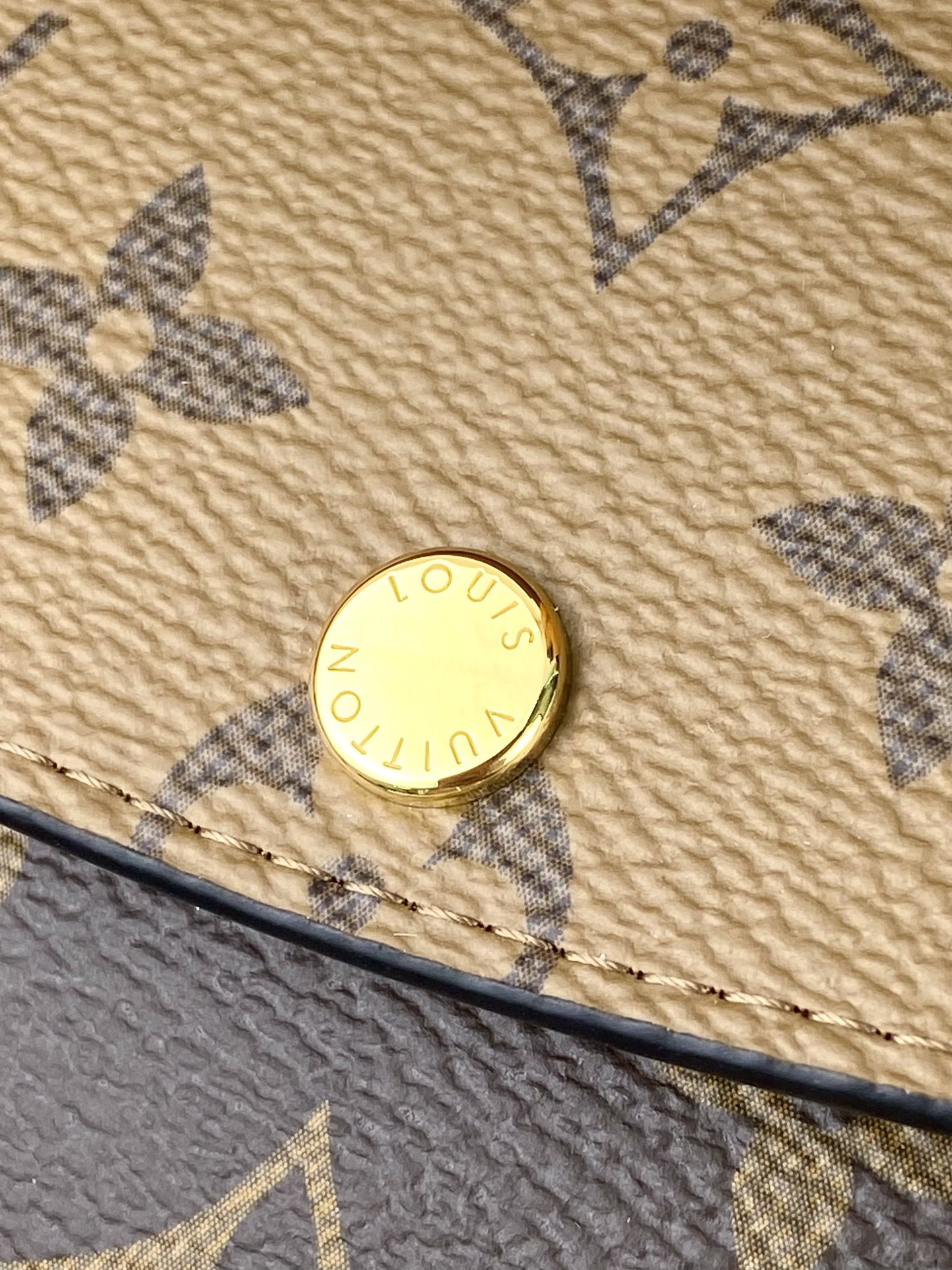 [TOP] Louis Vuitton LV Emilie Wallet Monogram Reverse Giant Canvas 19x10x2cm - Khaki/Brown