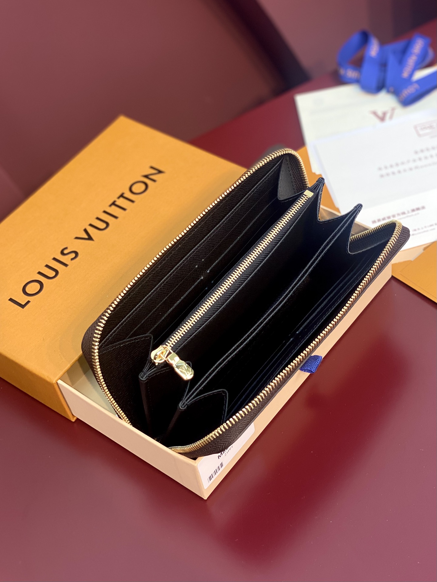 [TOP] Louis Vuitton LV Zippy Monogram Wallet Eclipse Canvas 19x10cm - Khaki