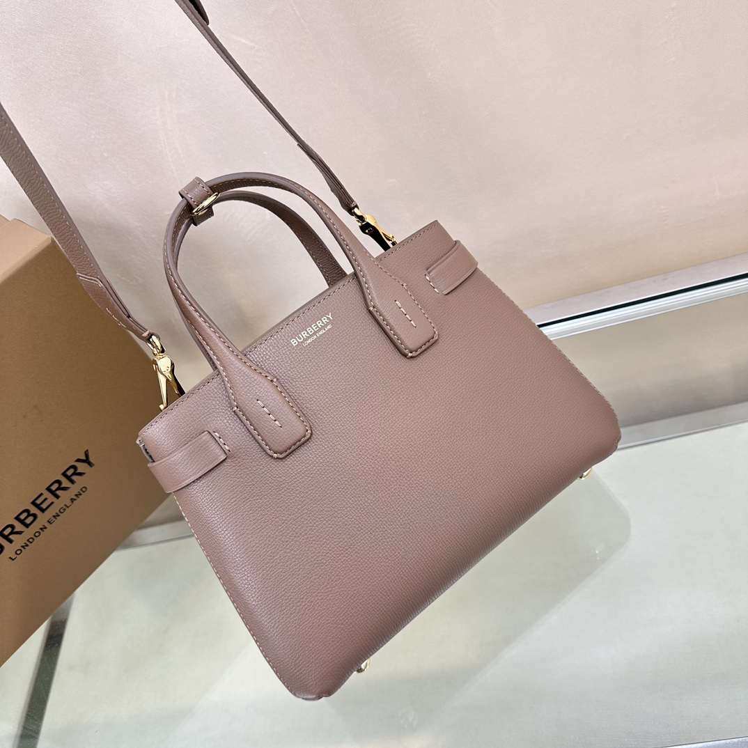 [TOP] BURBERRY Handbag 26 x 12 x 19cm - Pink