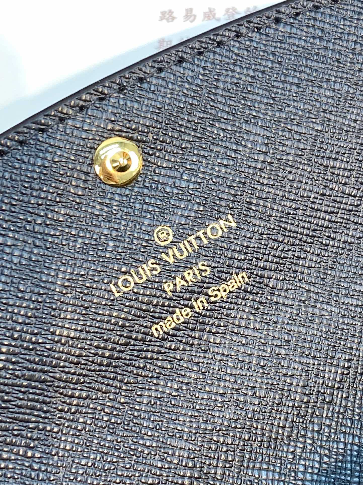 [TOP] Louis Vuitton LV Emilie Wallet Monogram Reverse Giant Canvas 19x10x2cm - Khaki/Brown