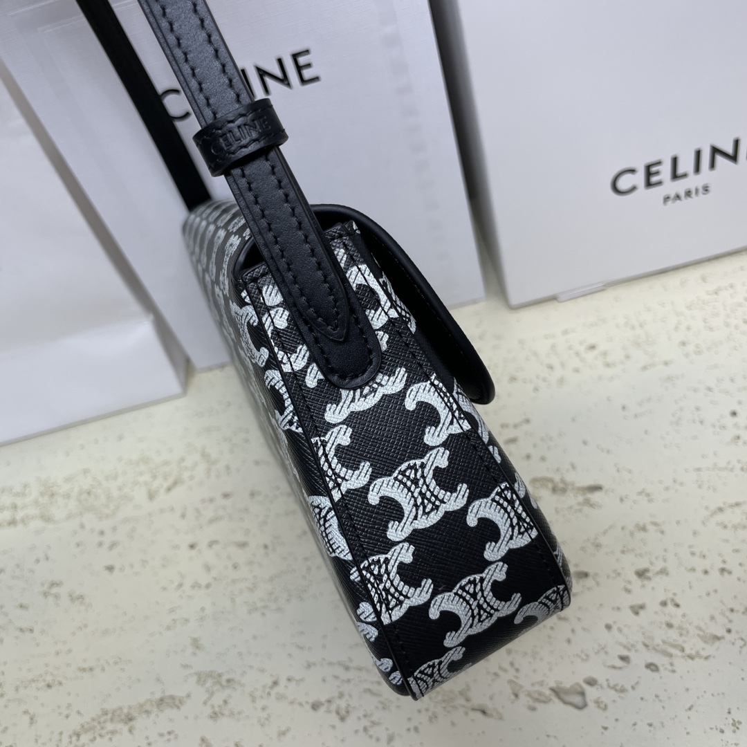 [TOP] CELINE LOLA Baguette Handbag Sheep Leather Lining 28x12×5cm - 2 Colour